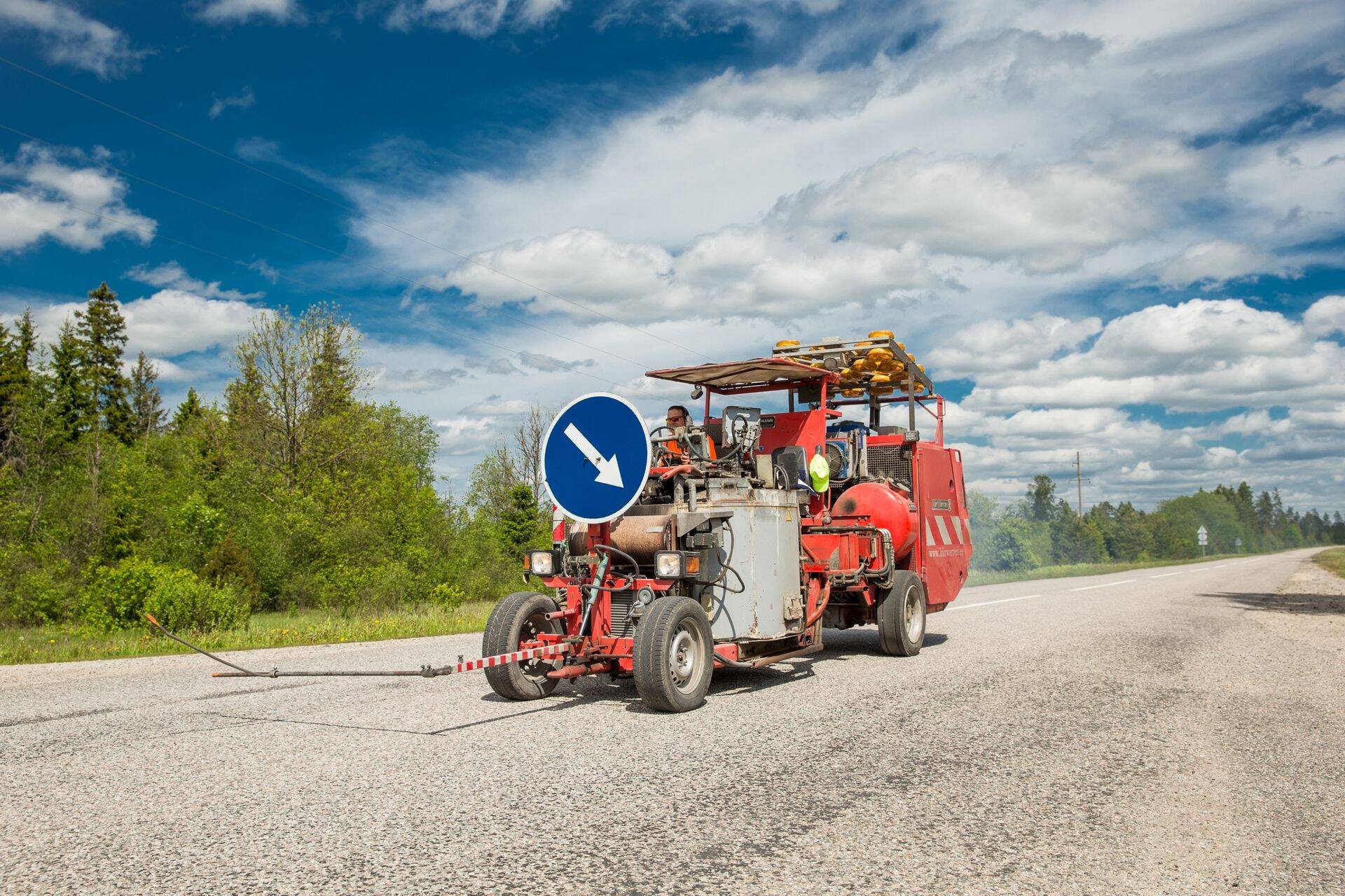 Kevadel vaidlustas linna liiklushanke rahanduministeeriumis OÜ KiirWarren, nüüd samadele omanikele kuuluv OÜ Warren Safety.