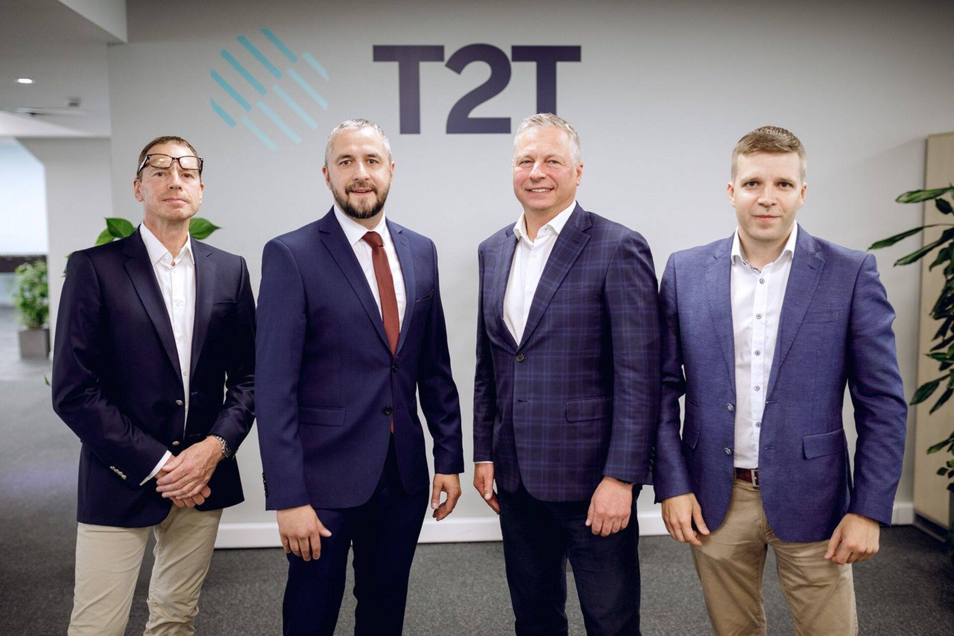 From left Jaan Pillesaar (CEO of Helmes), Viesturs Bulāns (CEO of T2T), Juris Gulbis (CEO of Tet) and Andres Kaljo (Partner and Board Member of Helmes).