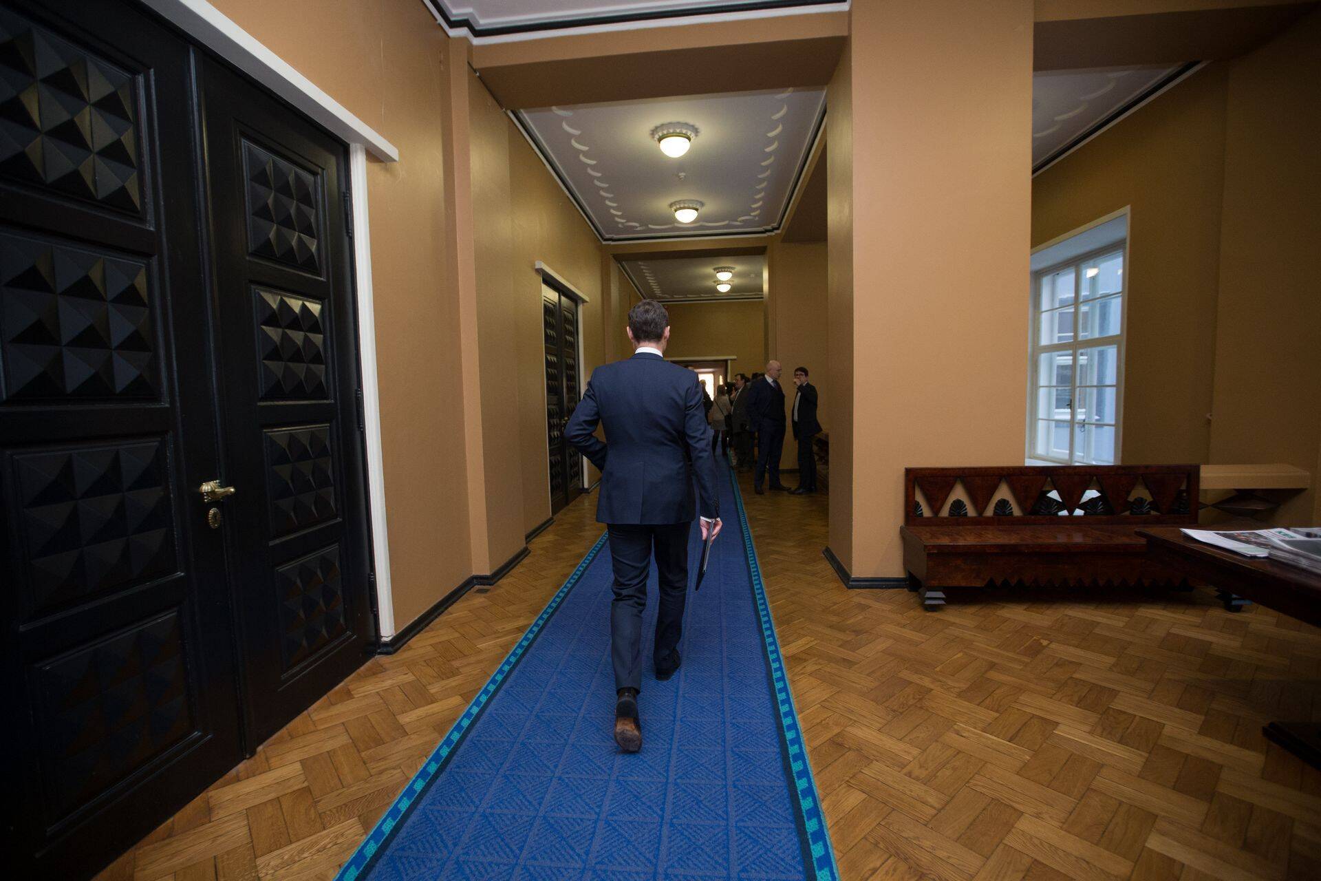 Рыйвас отказывается от поста председателя Партии реформ