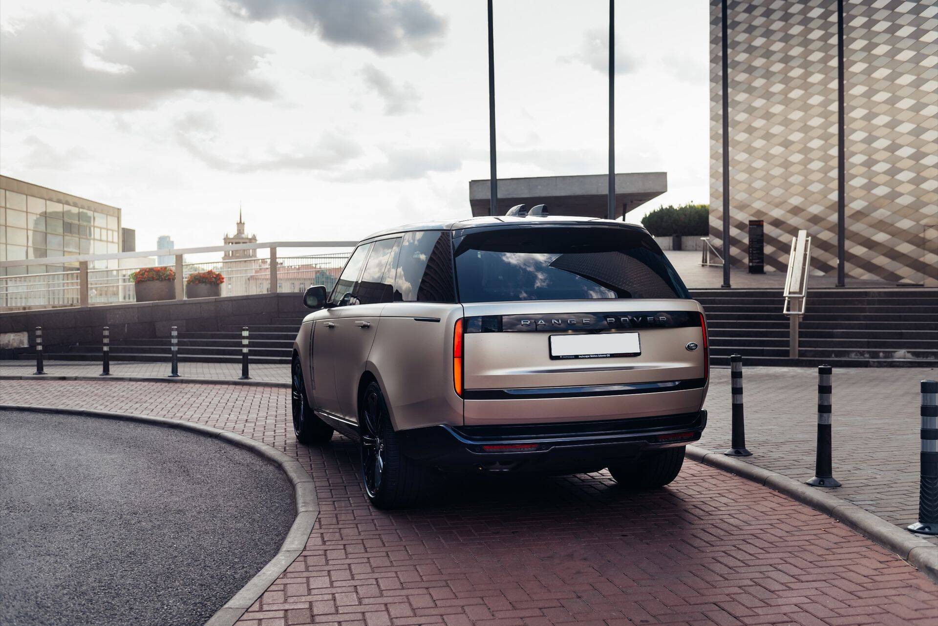 Range Rover (tootja foto)