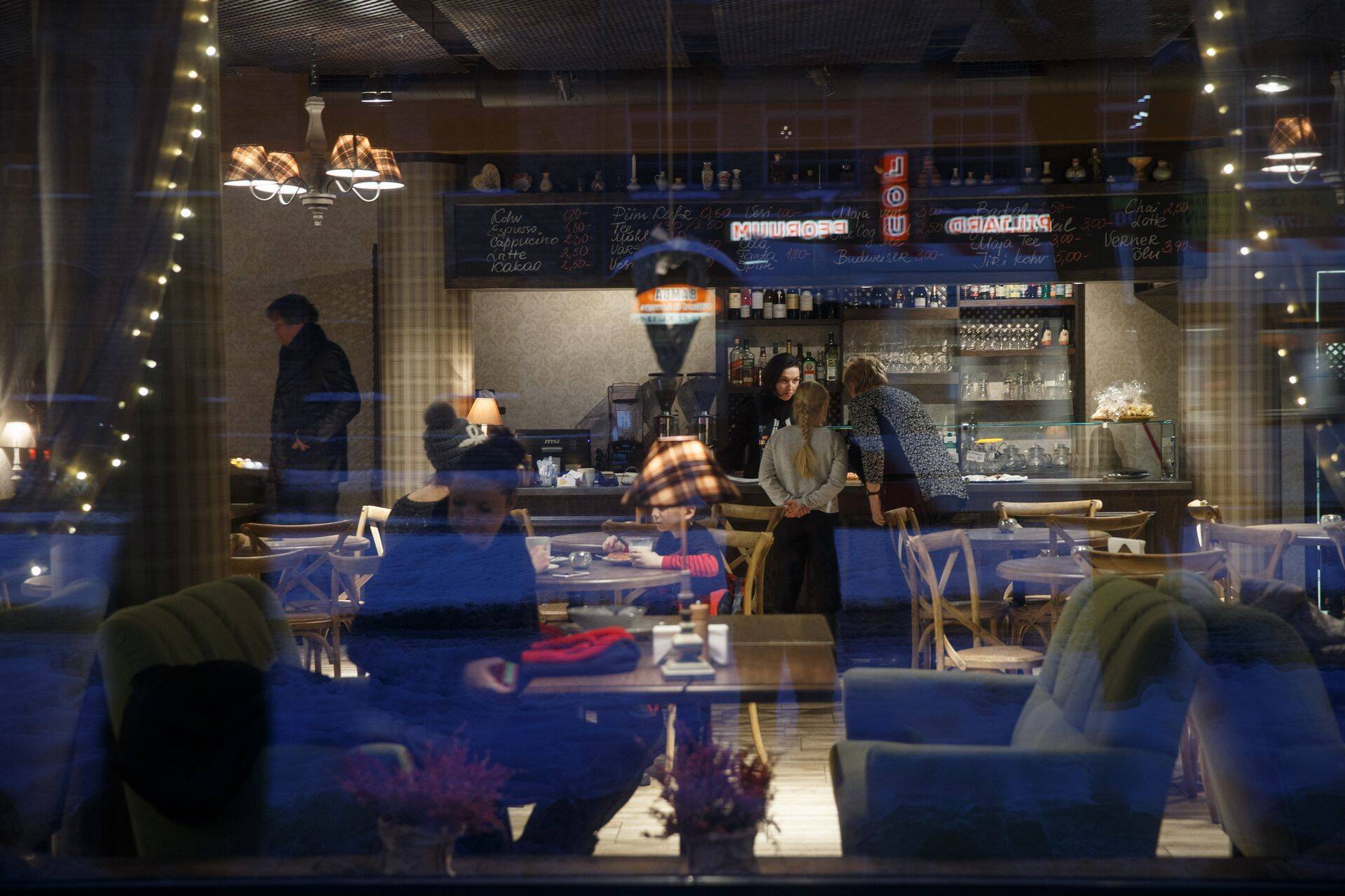 Grenka on koht kõigile pirukasõpradele, sest neid on menüüs rohkelt ja väga häid. Ka pakutakse grenkasid, rohke kattega saiu, mida tasub uudistama minna.