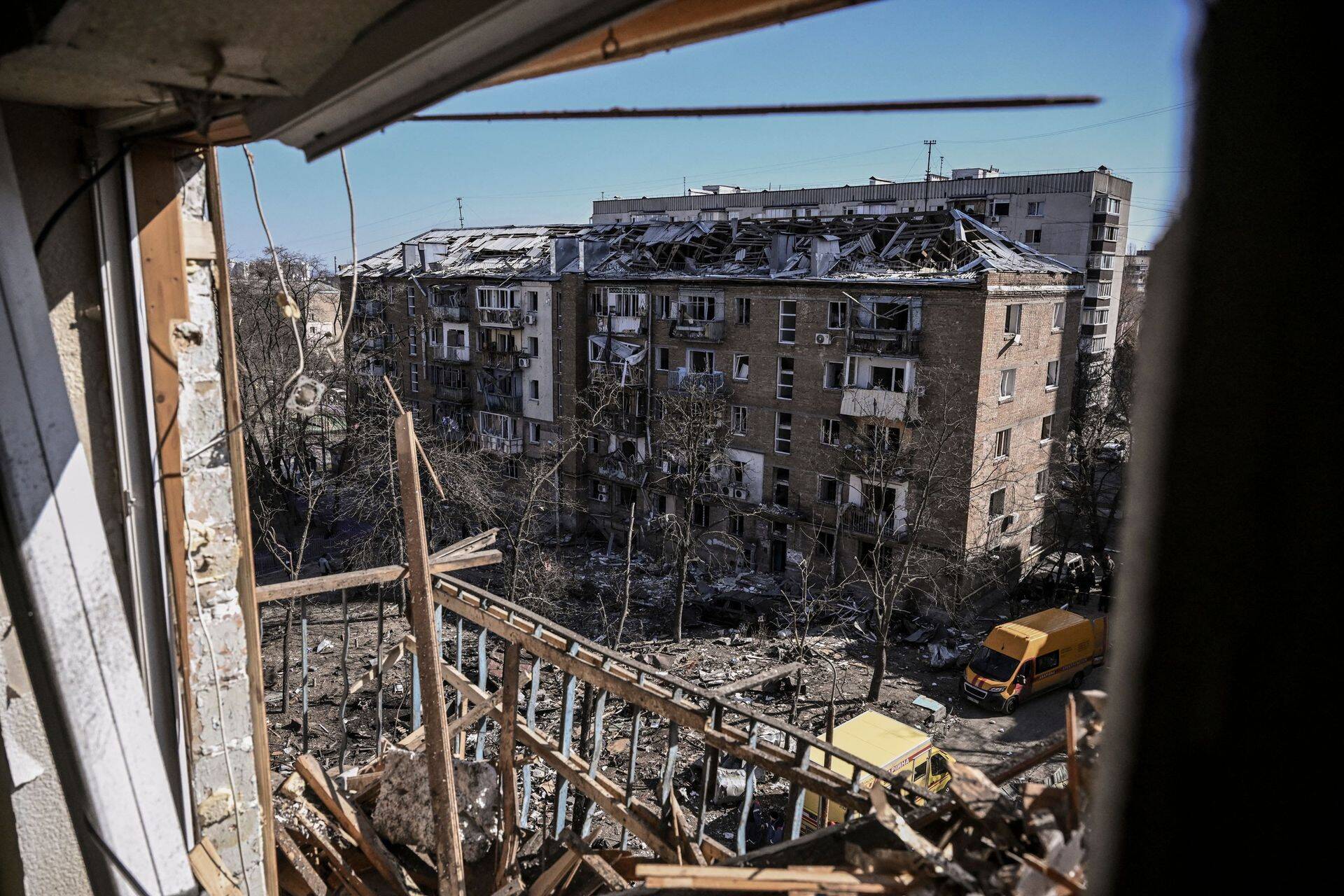 Жилые кварталы Киева после обстрела.