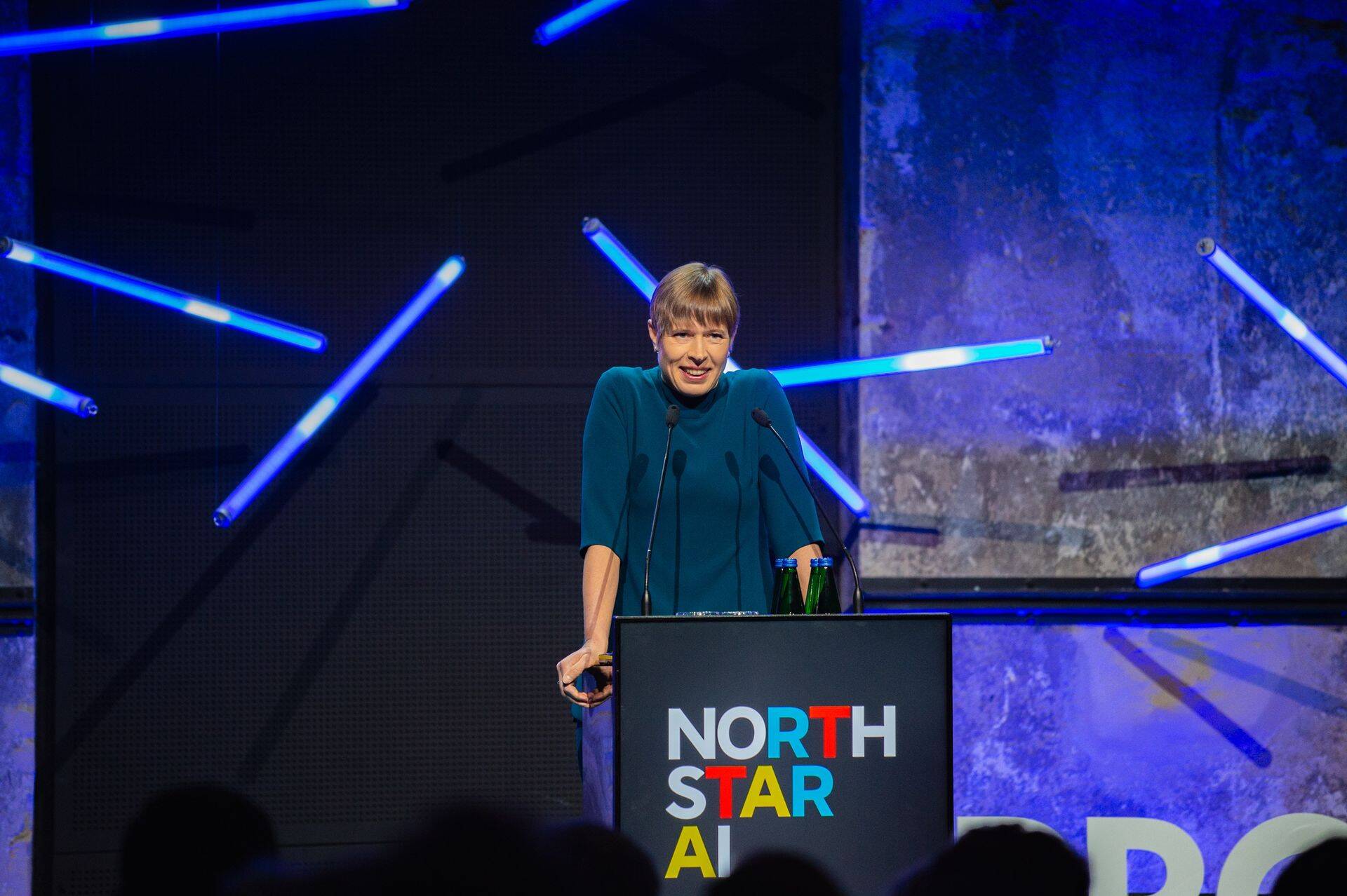 President Kersti Kaljulaid kutsus oma avakõnes masinõppe valdkonnas tegelevaid ettevõtteid üle ilma Eestiga koostööd tegema.