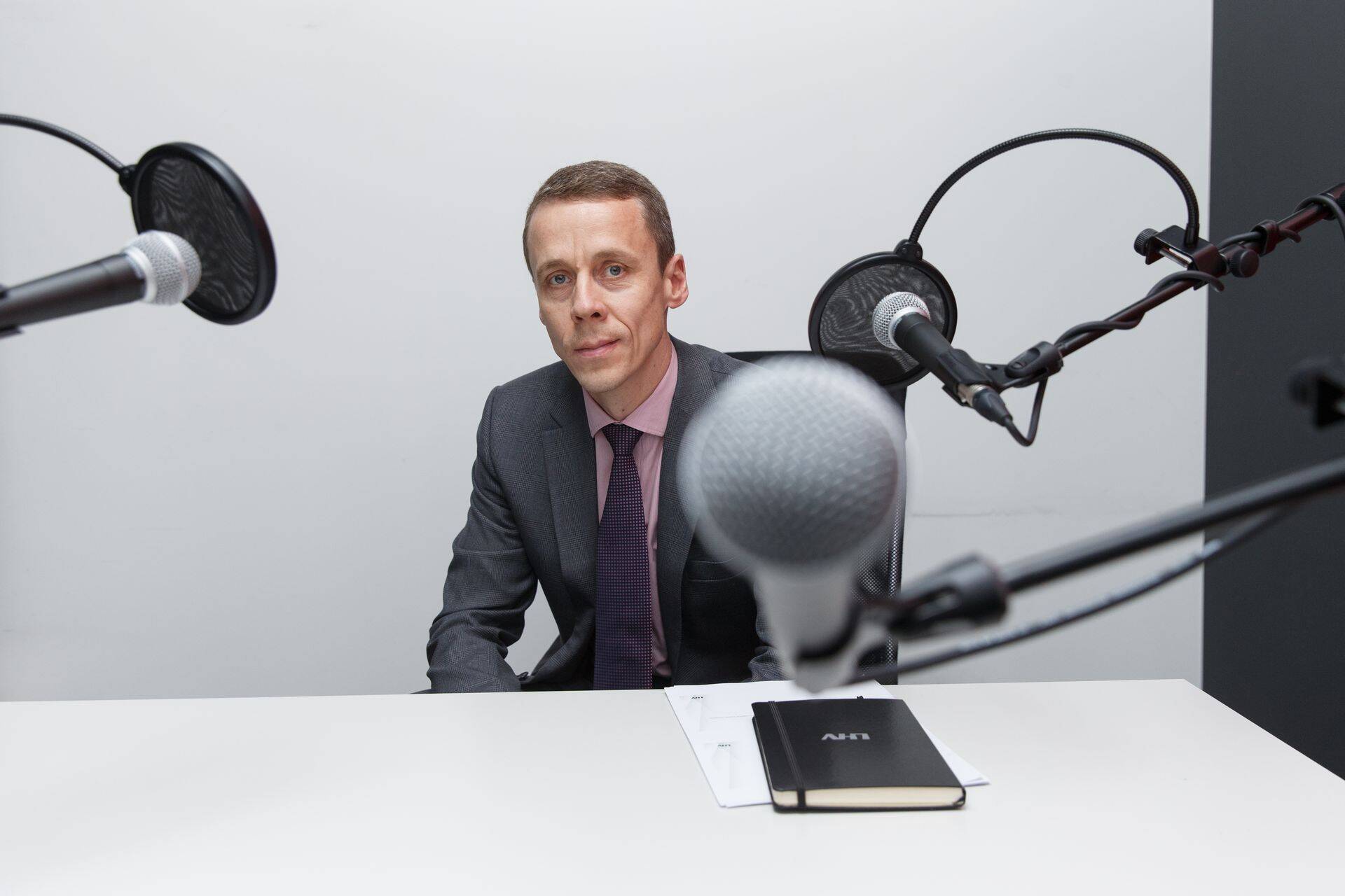 Раазуке: банковский залог лишает смысла открытие объединенного банка