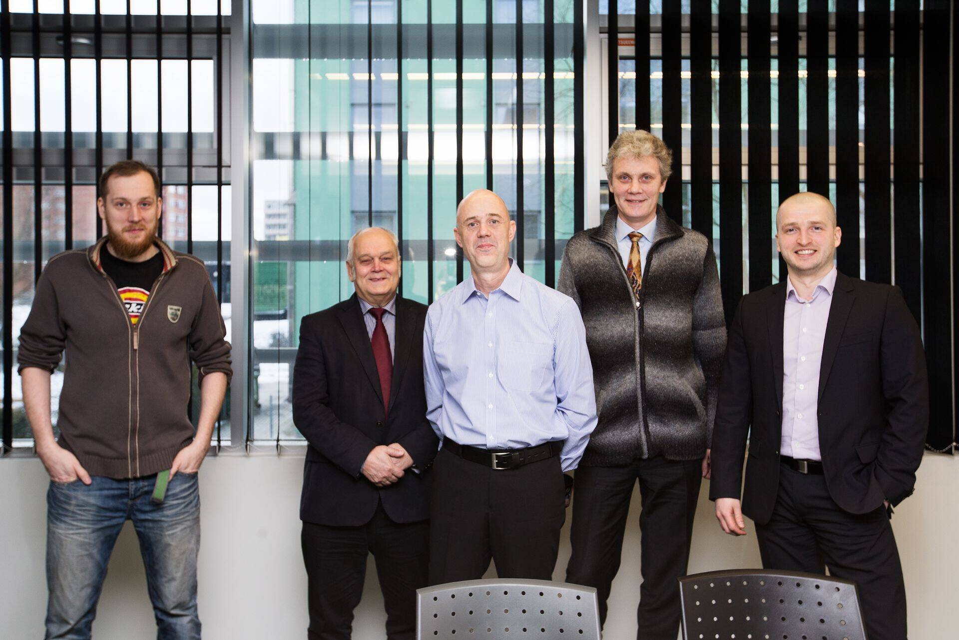 Proeksperdi omanikud (vasakult) analüütik Andrus Kuus, nõukogu liige Raivo Vilu, tarkvaraarendaja Andrus Suitsu, tarkvaraarhitekt Vambola Kotkas ja tegevjuht Marko Sverdlik.