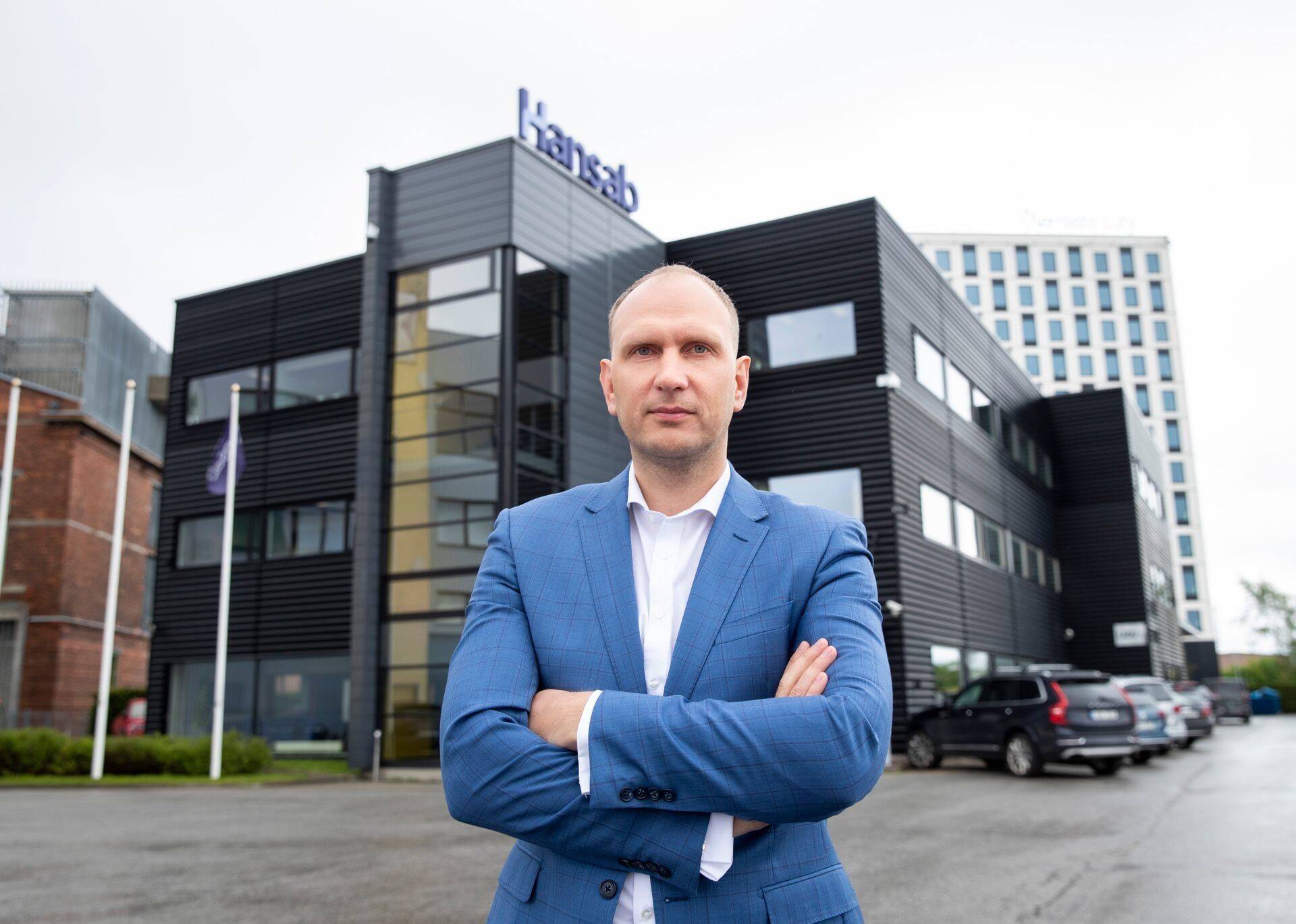 Hansabi tegevjuht Janno Kallikormi sõnul on nemad valmis käitlema kogu Eestis ringlevat sularaha.