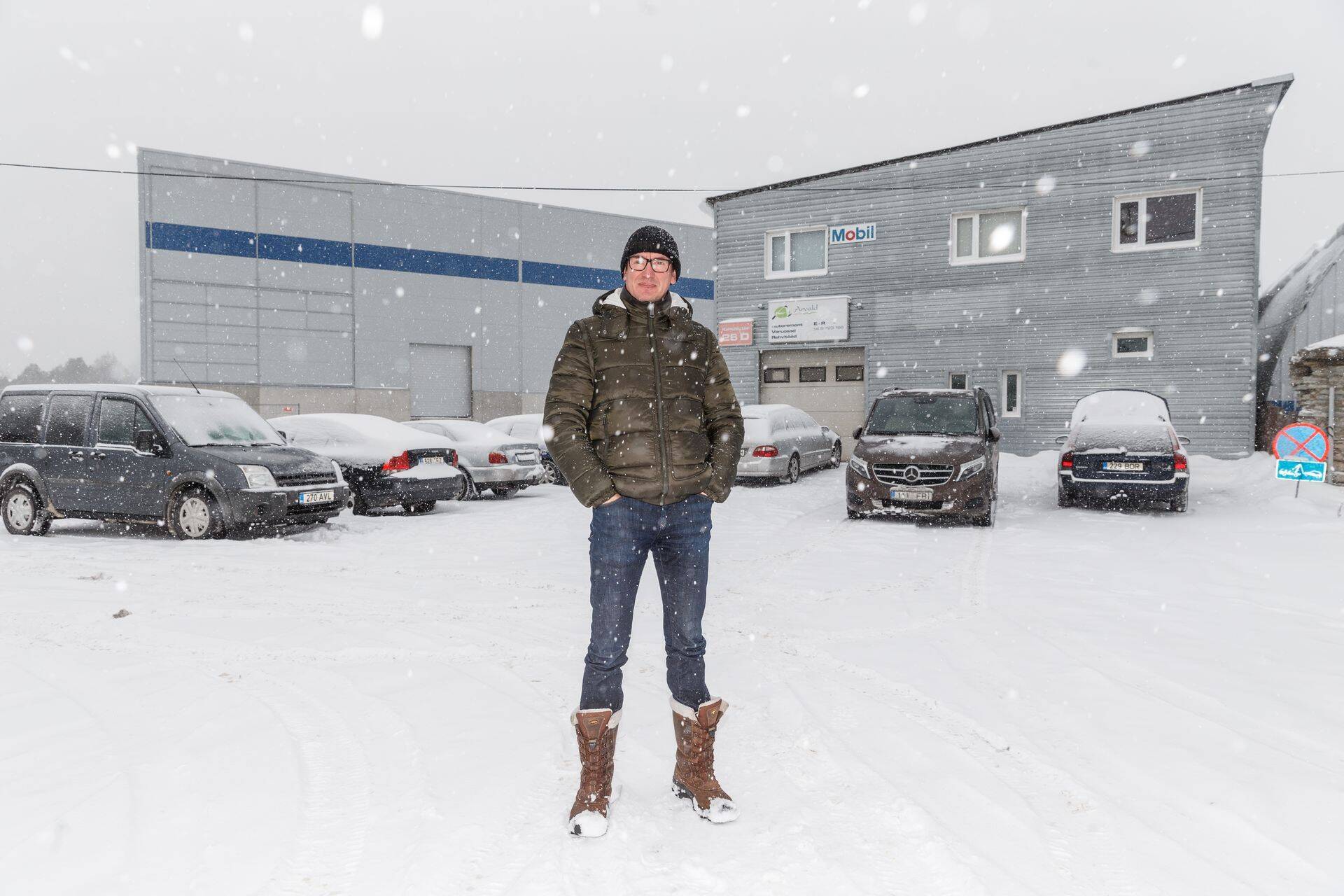 Valdur Vahtre pangalaenu eest ostetud kinnistul.