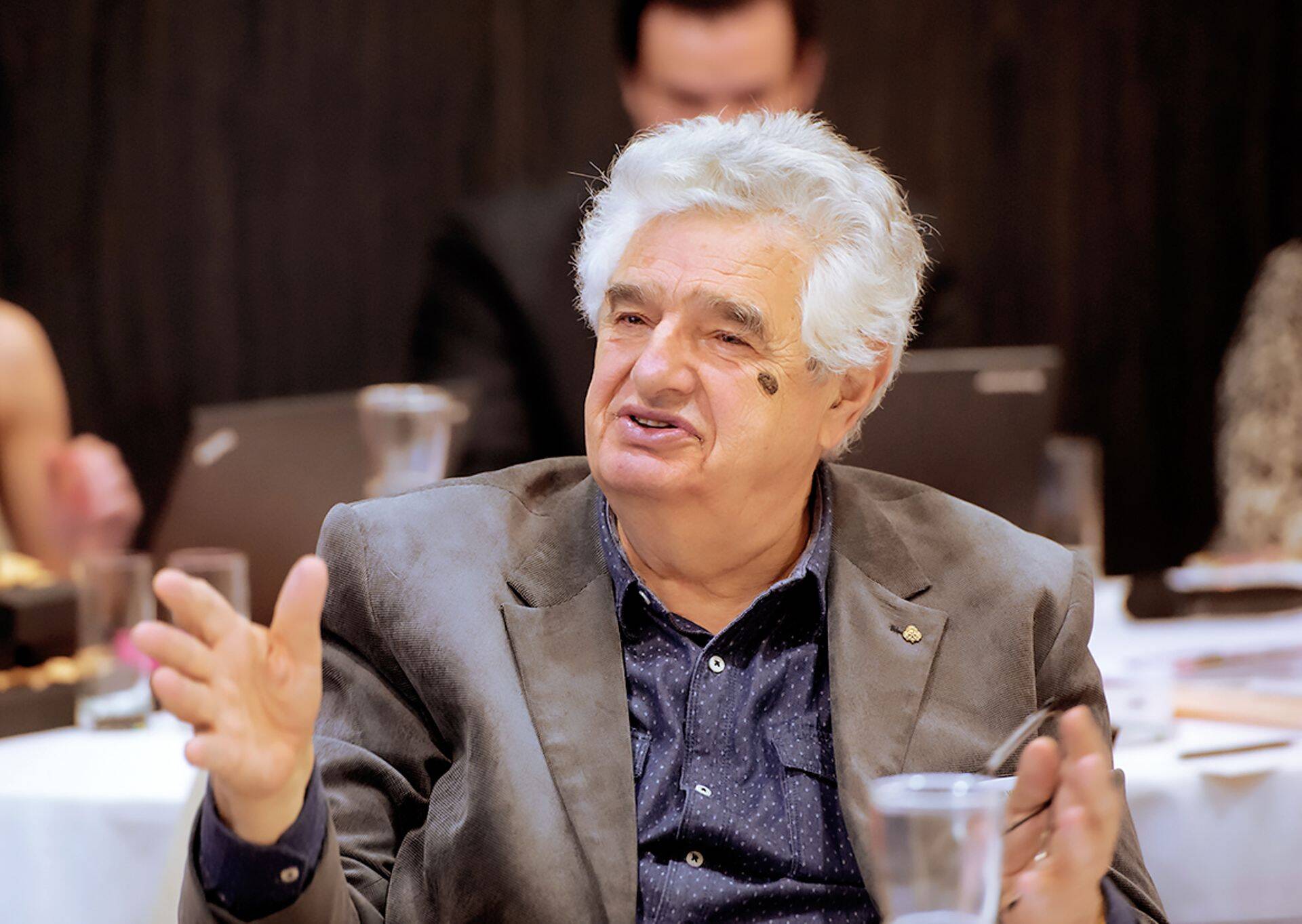 Владимир Вайнгорт, доктор экономических наук, научный руководитель клуба „Кардис“