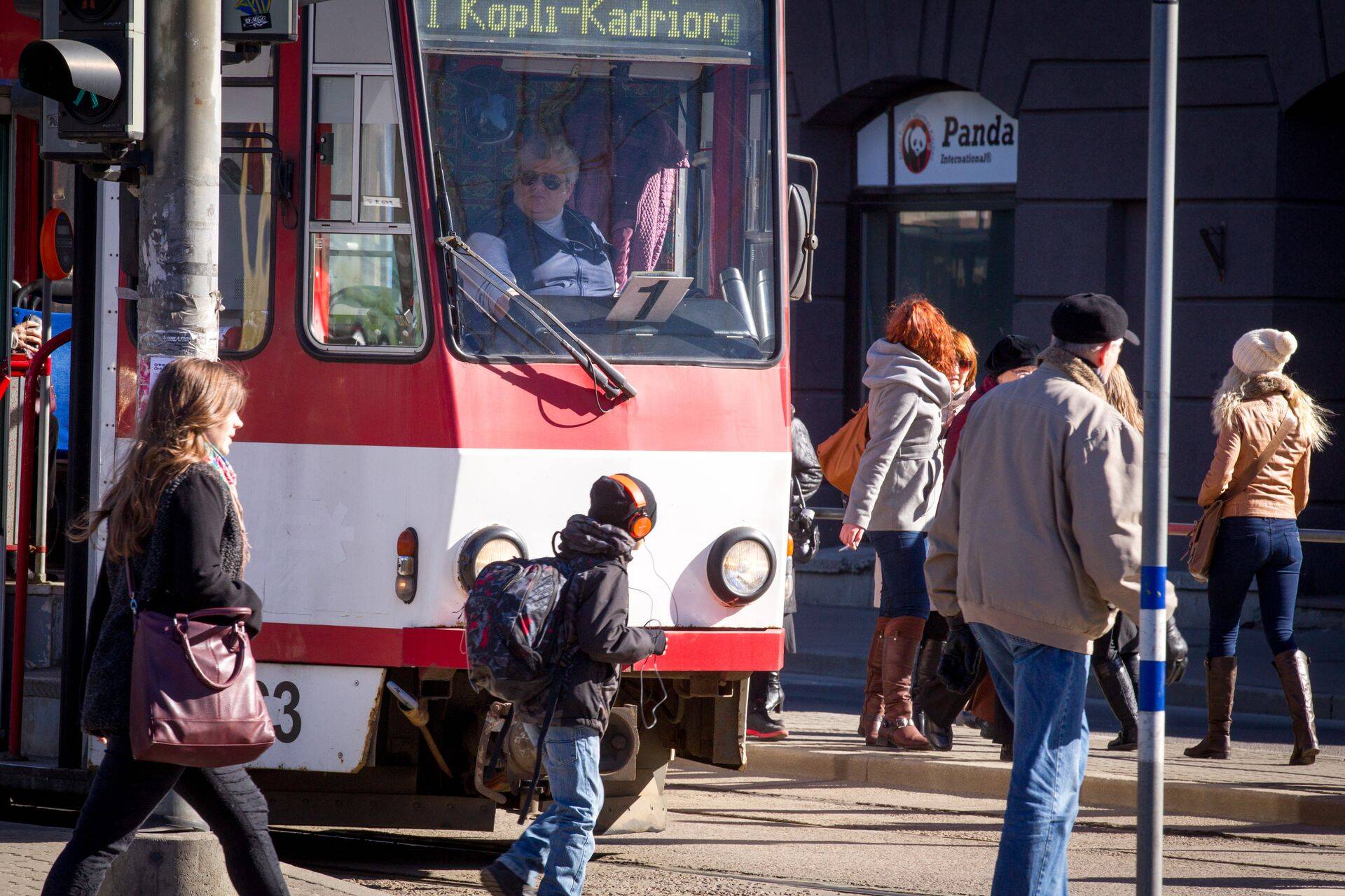 Koplist Kadriorgu praegu trammiga sõita ei saa.