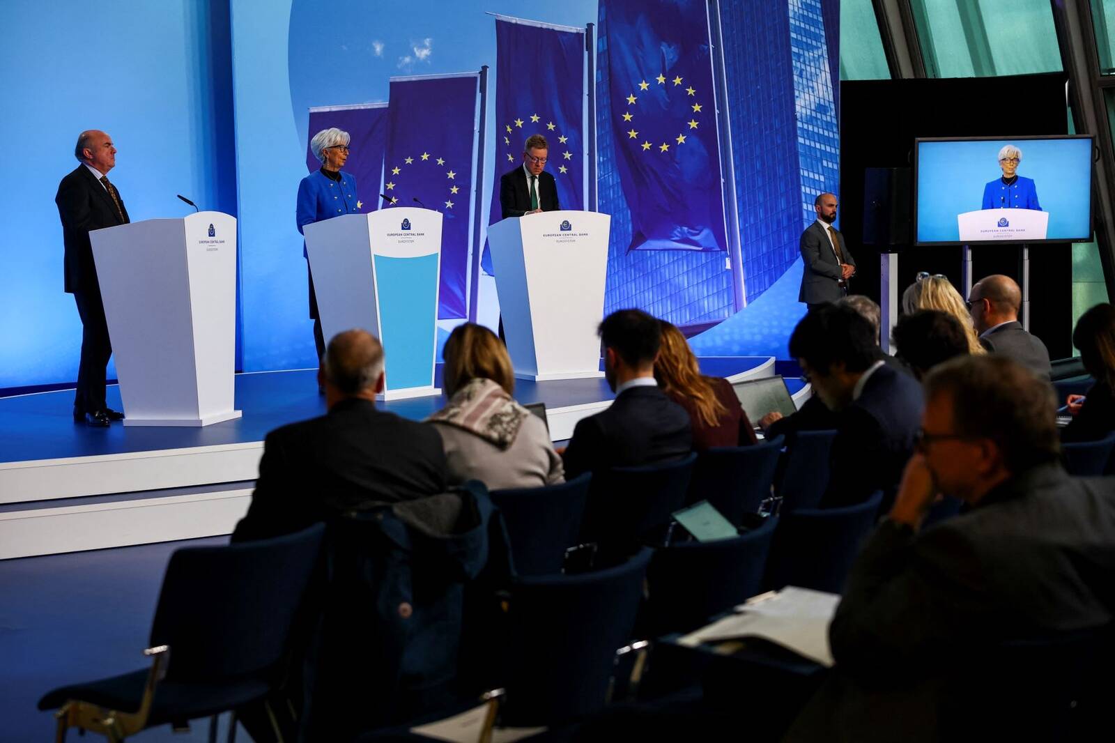 Euroopa Keskpank teeb järgmise rahapoliitika kohtumise kahe nädala pärast. Christine Lagarde’i (laval vasakult teine) eestvedamisel peetava kohtumise tulemus peaks selguma 17. aprillil.