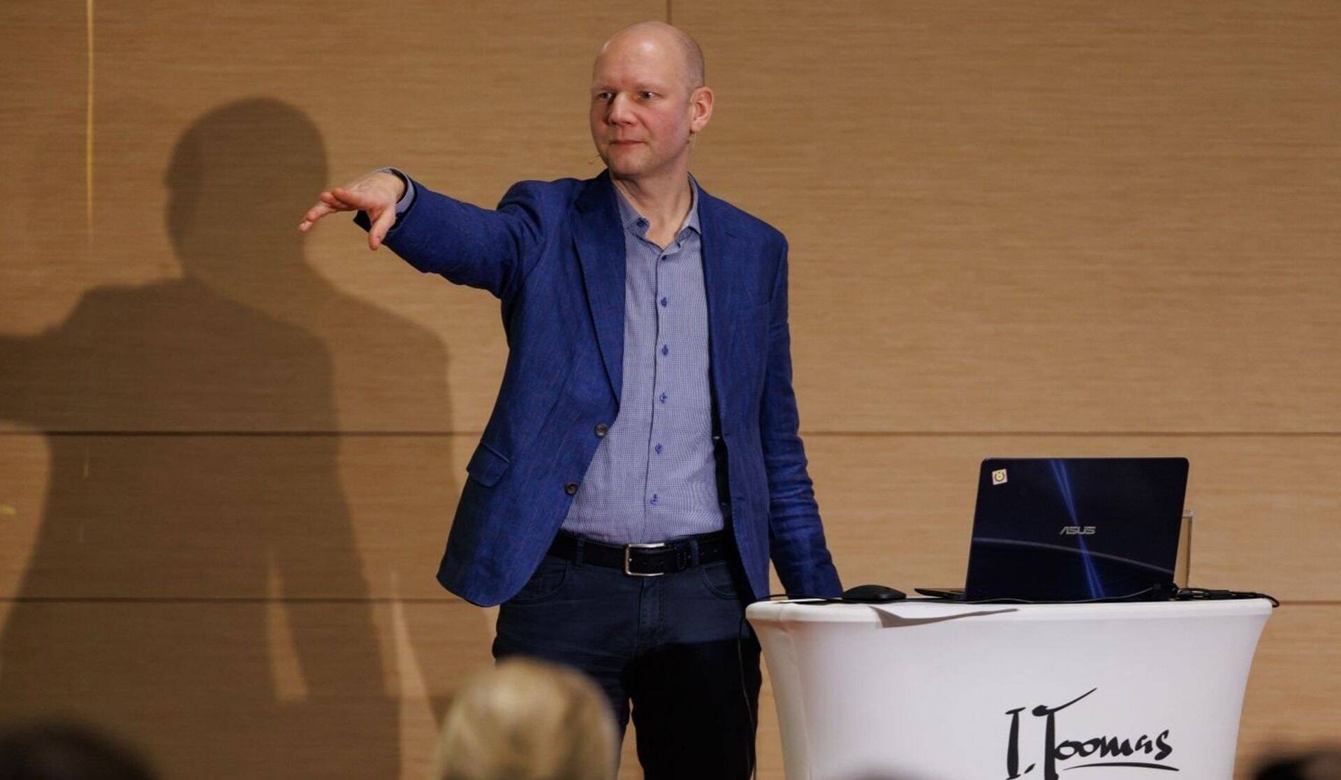 Как отмечает аналитик по недвижимости Тыну Тоомпарк, на фоне низкой активности сделок с недвижимостью уже есть сообщения, что застройщики будут щедро брать на себя возникающие с нового года расходы по налогу с оборота, чтобы привлечь покупателей.