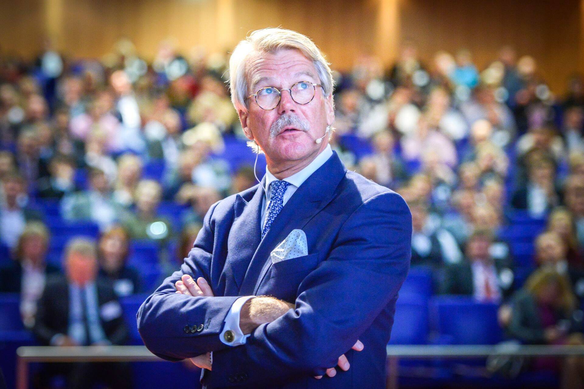 Soome-Rootsi suurettevõtja Björn Wahlroos soovitab juhil palgata parimad töötajad, isegi kui nad ohustavad tema autoriteeti.