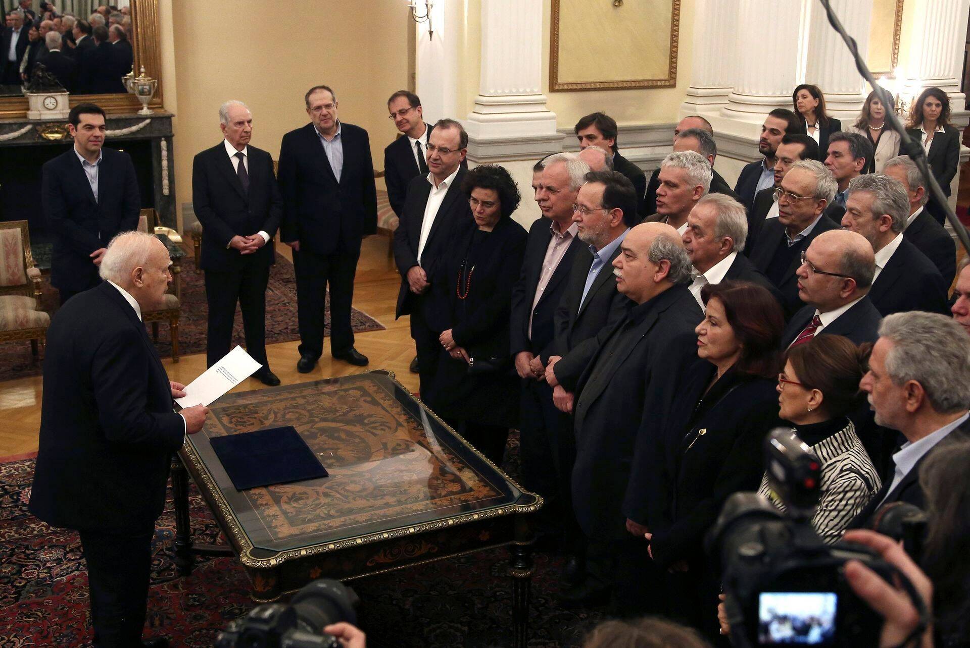 Kreeka uus valitsus astus ametisse