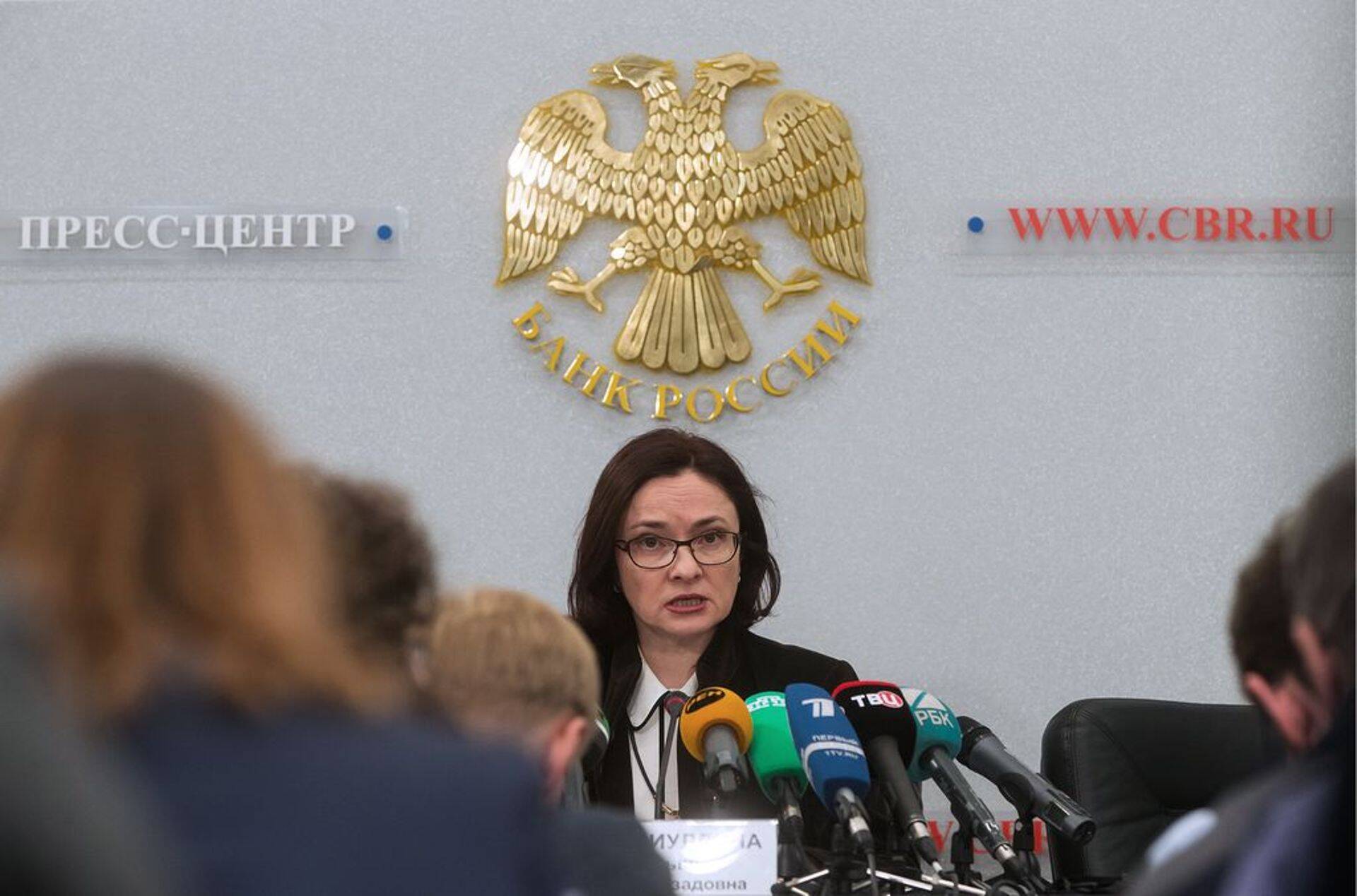 Venemaa keskpanga juht Elvira Nabiullina on viimasel ajal pidanud mitu korda baasintressimäära tõstmise kohta selgitusi jagama.