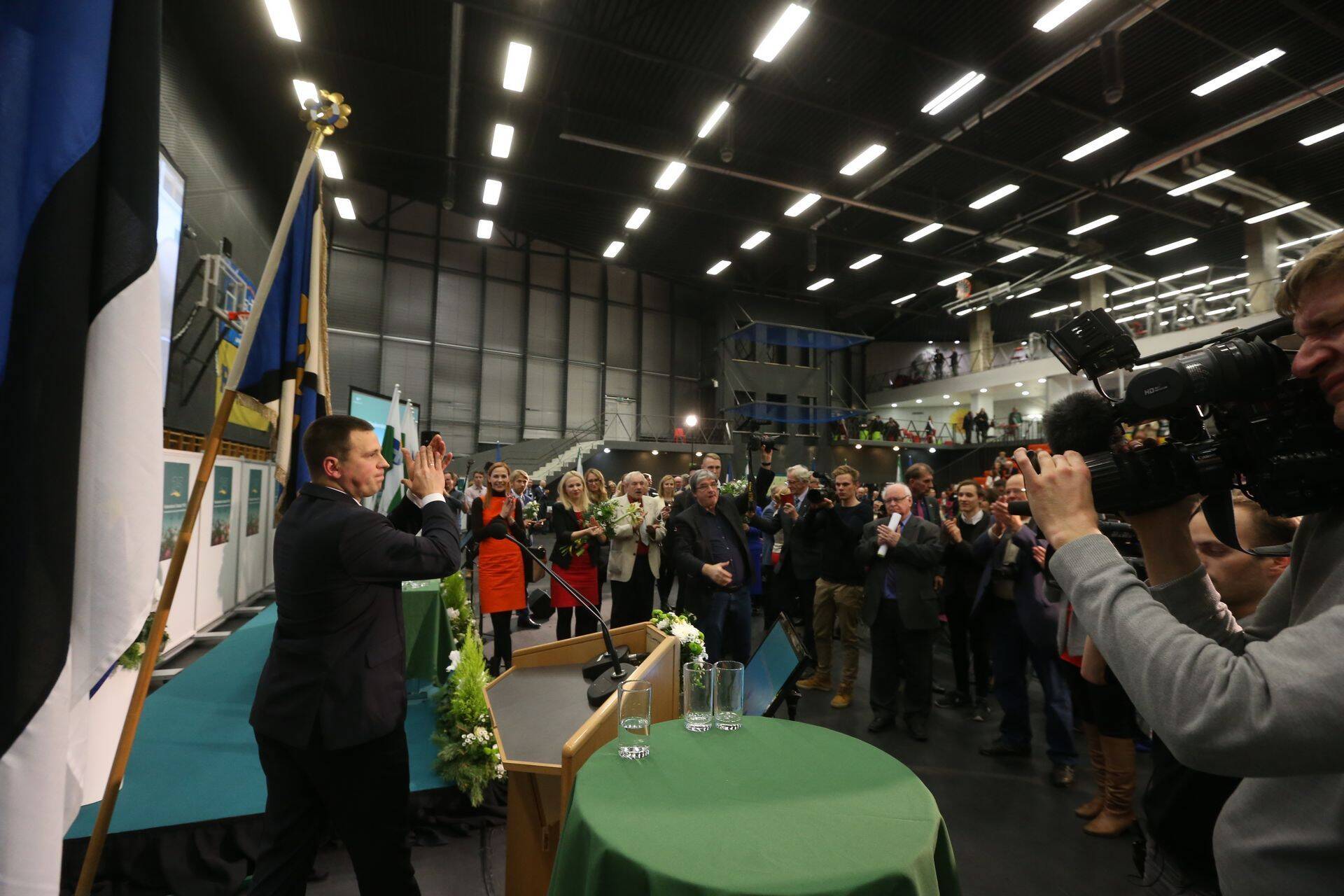 Jüri Ratase võidurõõmud