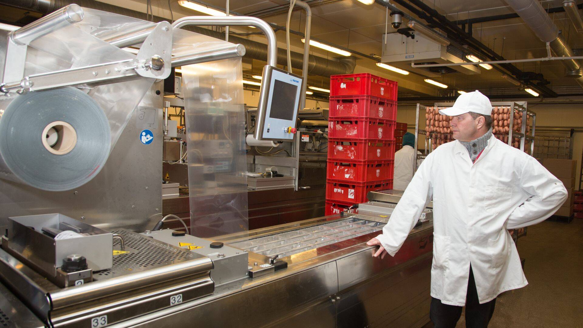 Nõo Lihatööstuse juht Toomas Kruustük väidab, et Maag Grupp ei ole kaitsetu vähemusosanik. Maag nõudis aktsionärina infot ka Kruustüki tasude ja tema lähikondsete lepingute kohta.