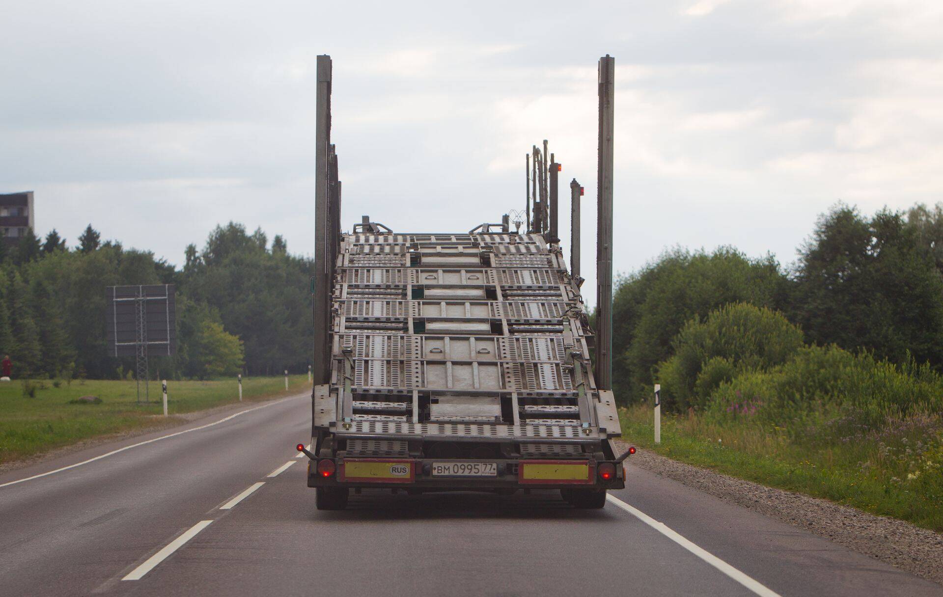 Eesti transpordifirmadel on üha vähem vedada, kuna eksport on langustrendis.