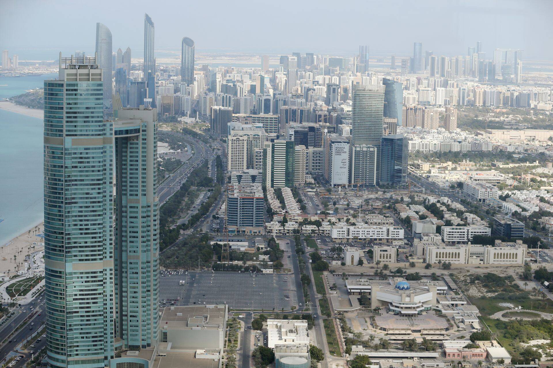 Vaade Abu Dhabi linnale