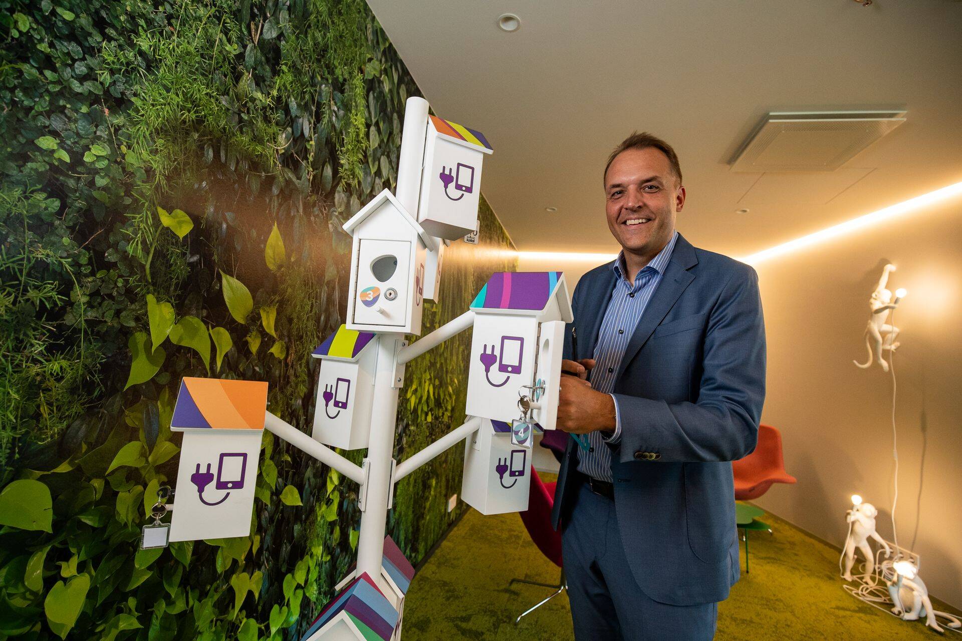Telia Eesti juhatuse esimees Robert Pajos ütles, et Telia siseneb aktiivselt erinevate lahendustega küberturbe turule.
