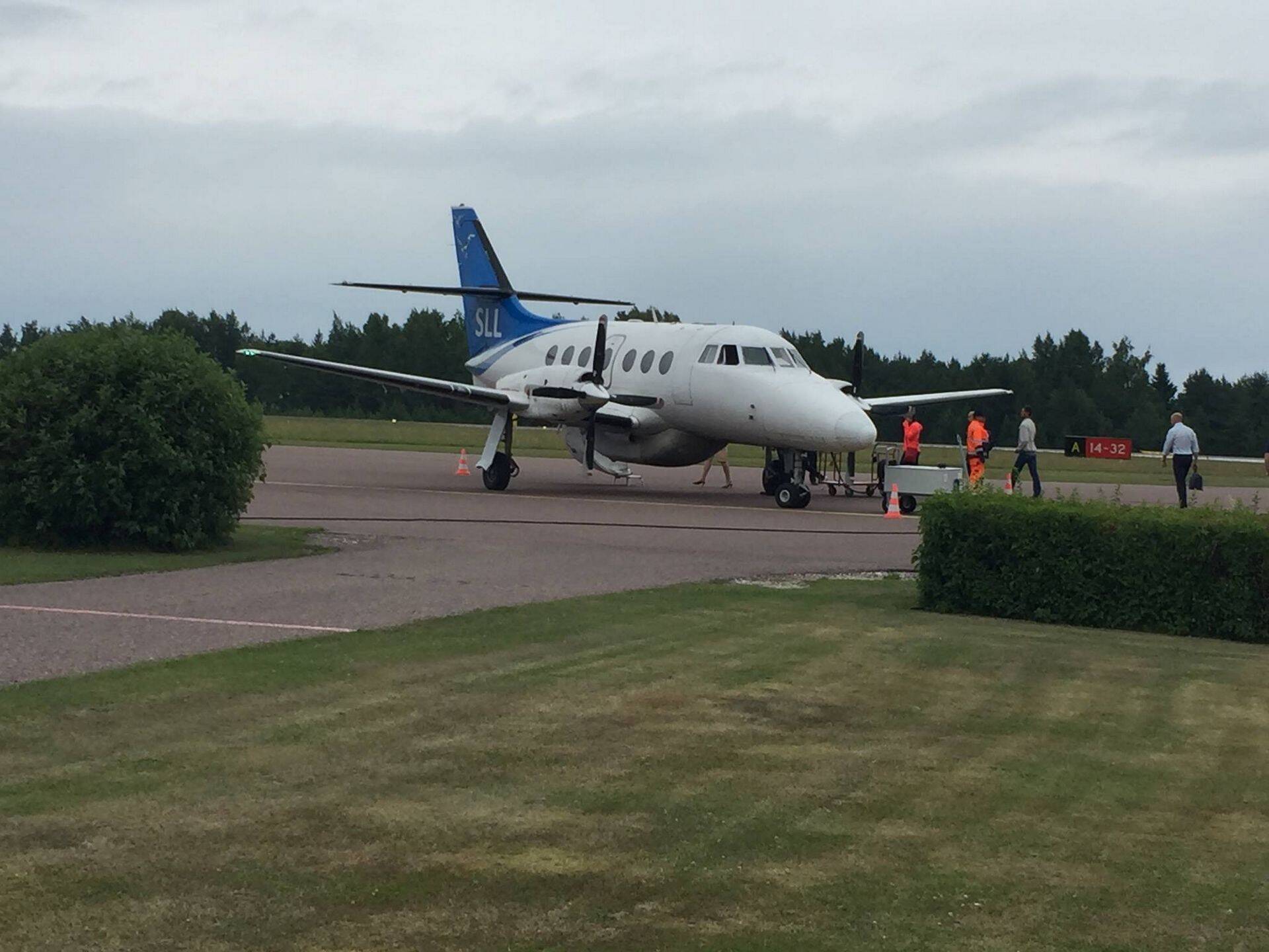 Saartelennuliinide lennuk