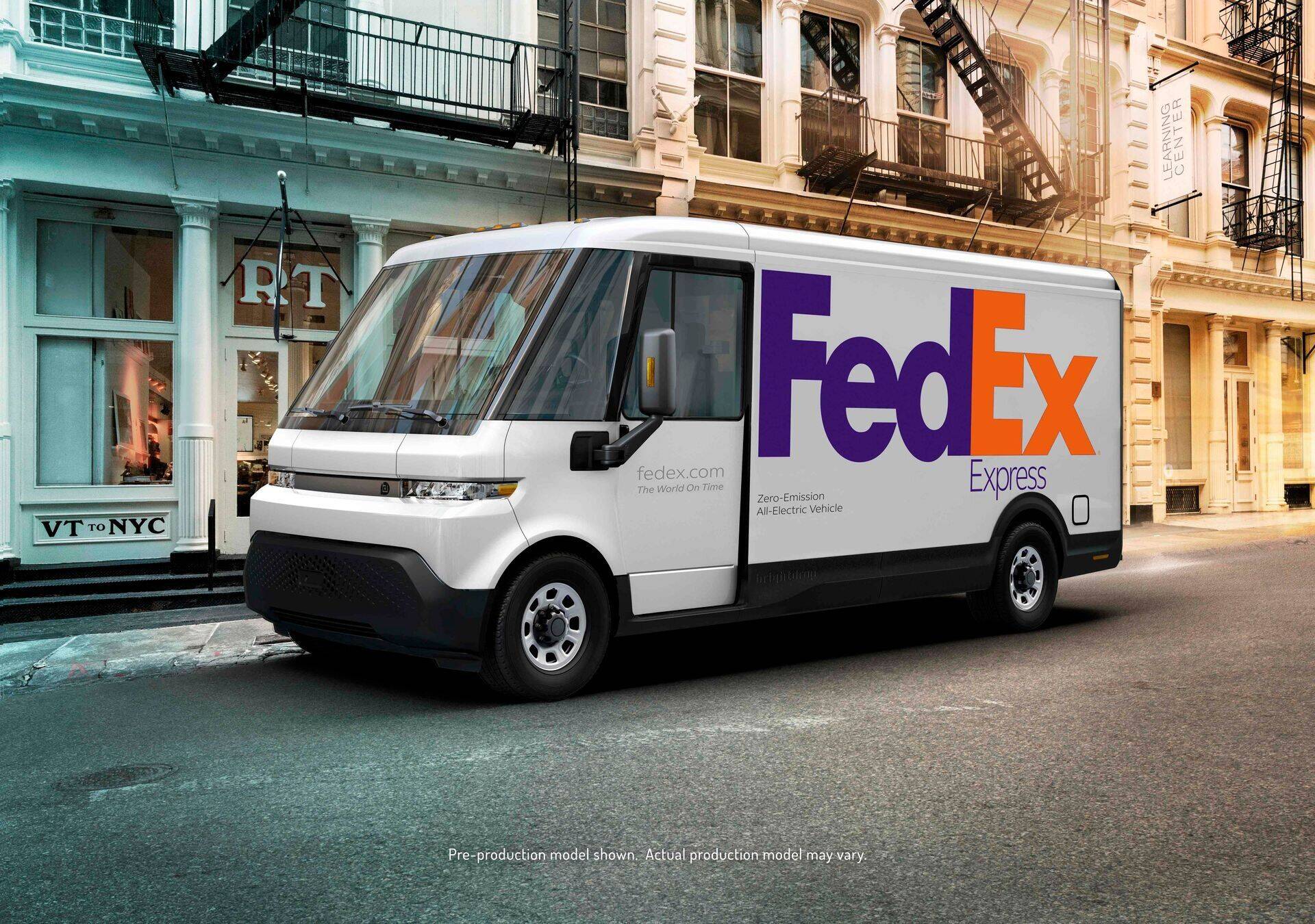 Oracle un FedEx akcijas strauji pieauga pēc labām ziņām