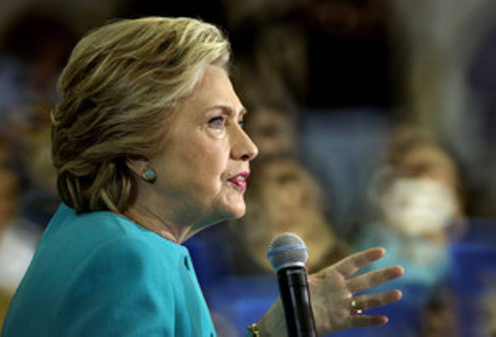 Wall Street panustab Hillary Clintoni võidule