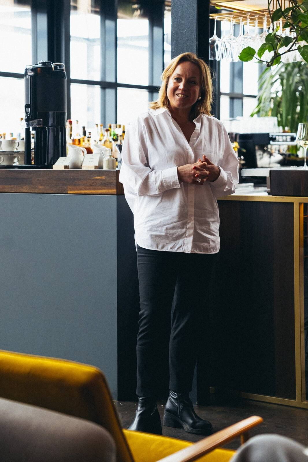 Fotografiska juht Margit Aasmäe sõidukogemus Peugeot E-3008 roolis osutus meeldivaks ja meeldejäävaks.