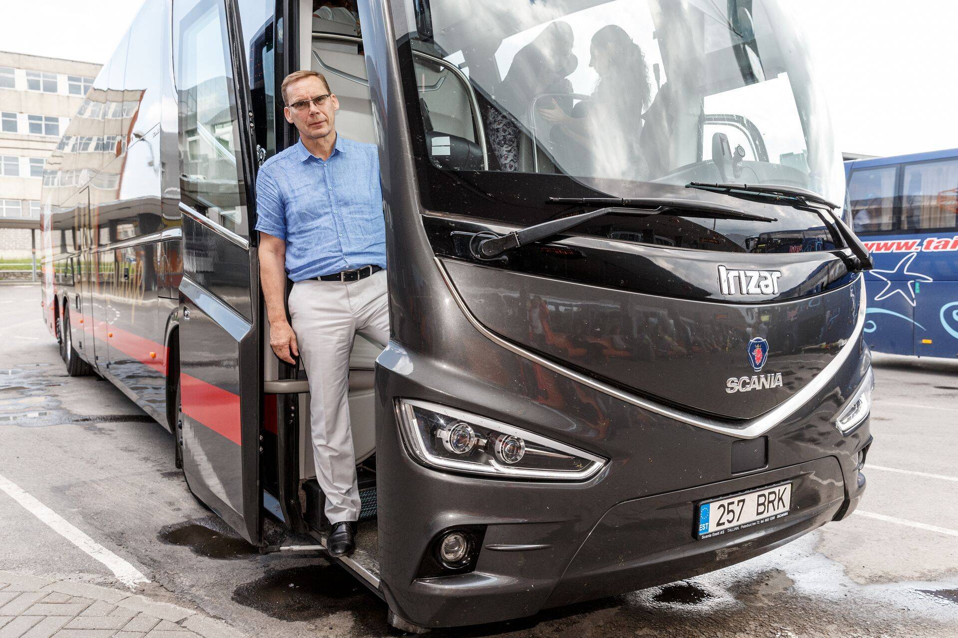 Kui transpordiettevõte ei suuda väljuda arusaamast, et buss on talvel ratastega külmkapp ja suvel ratastega saun, võib ärilise edukuse unustada, ütles Hugo Osula.