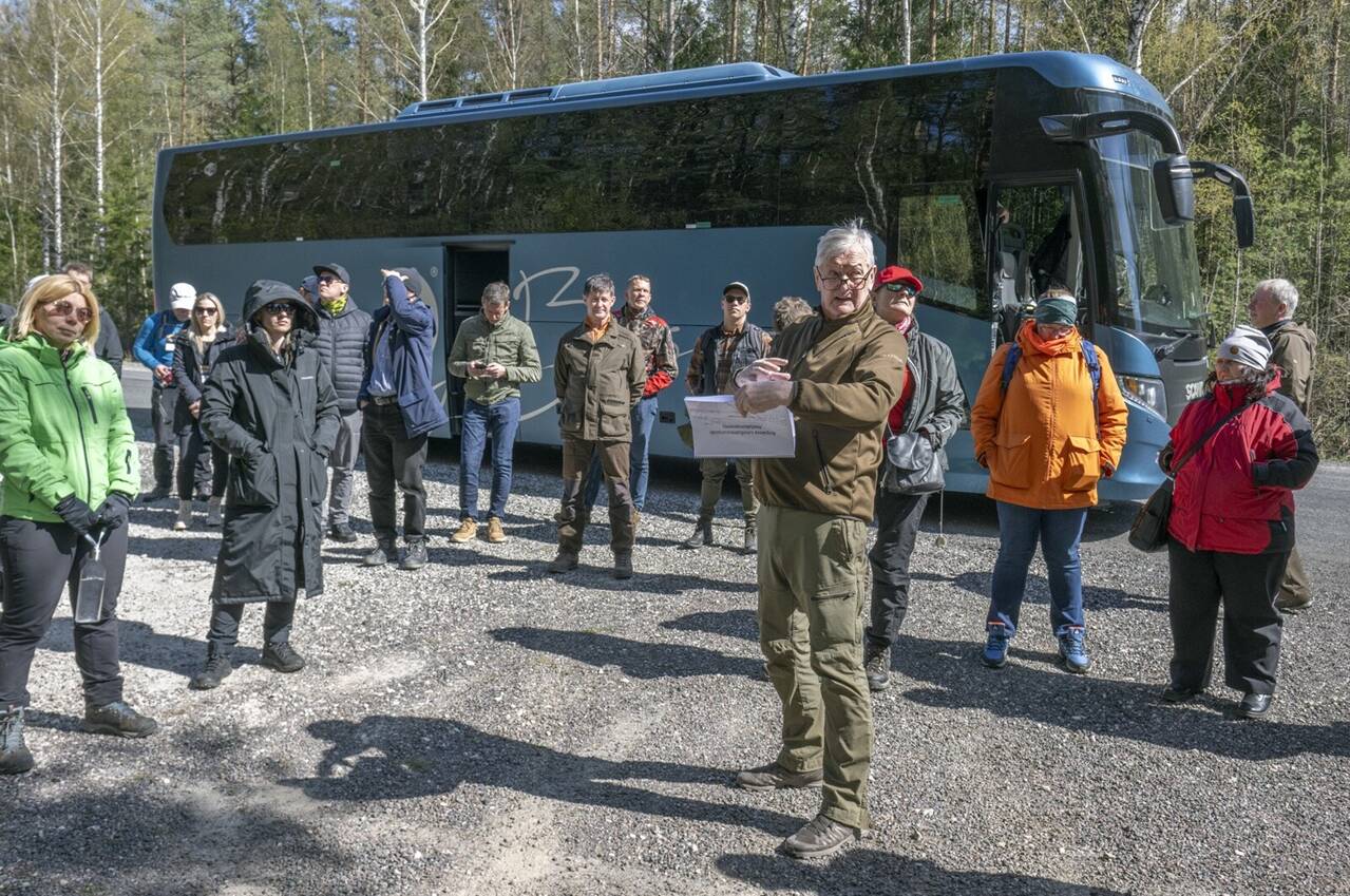 Kui 2024. aasta konverentsi lisaprogrammis oli metsaretk Aidu karjääridesse, siis tänavu toimub ka külastus Arbavere uurimiskeskusesse, kus saab muuhulgas rohkem teada fosforiidi uuringute kohta.