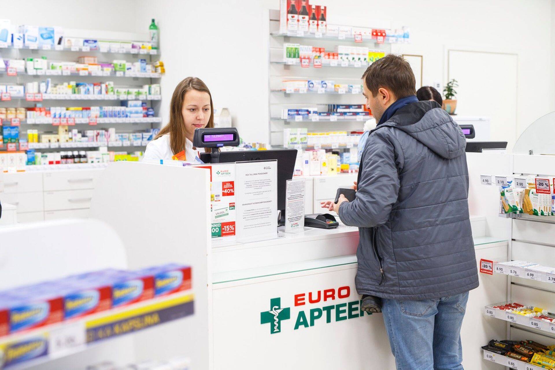 Euroapteek приобретает аптеки сети Ulikooli Apteek