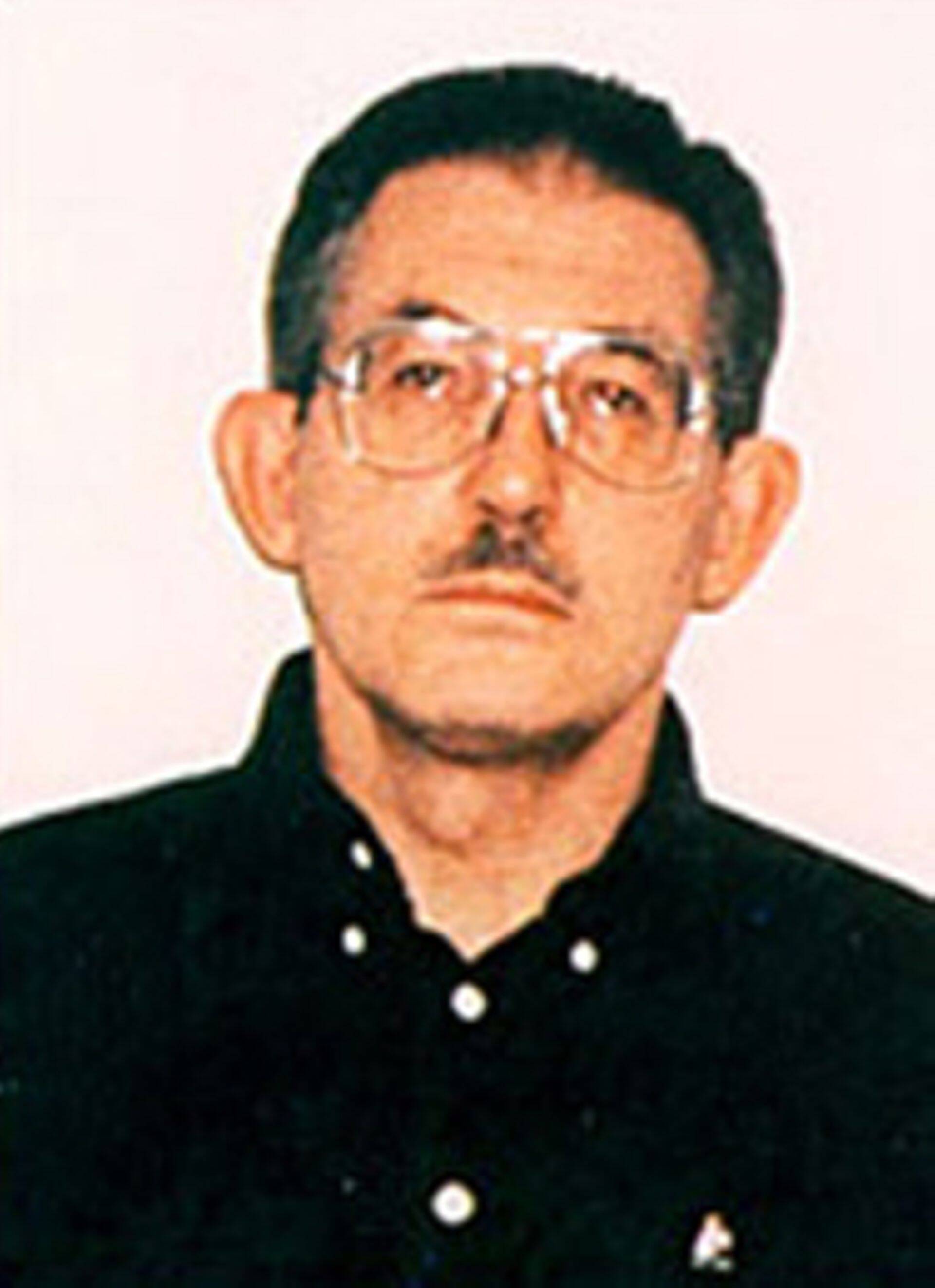 Aldrich Ames kinnipidamise päeval.