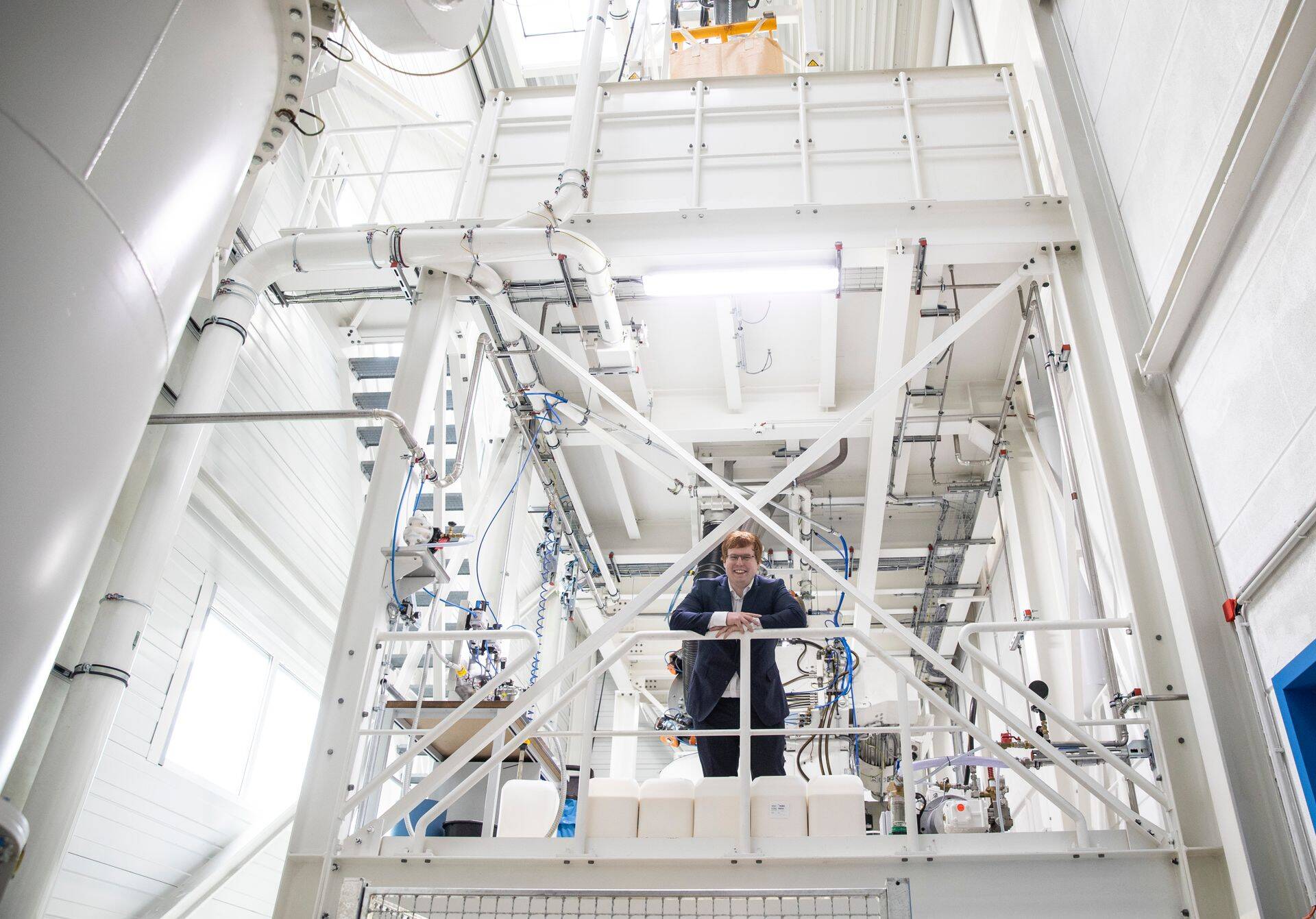 Skeleton on Eesti süvatehnoloogia sektori lipulaev. Pildil Taavi Madiberk Saksamaal Dresdenis Skeletoni tehases.