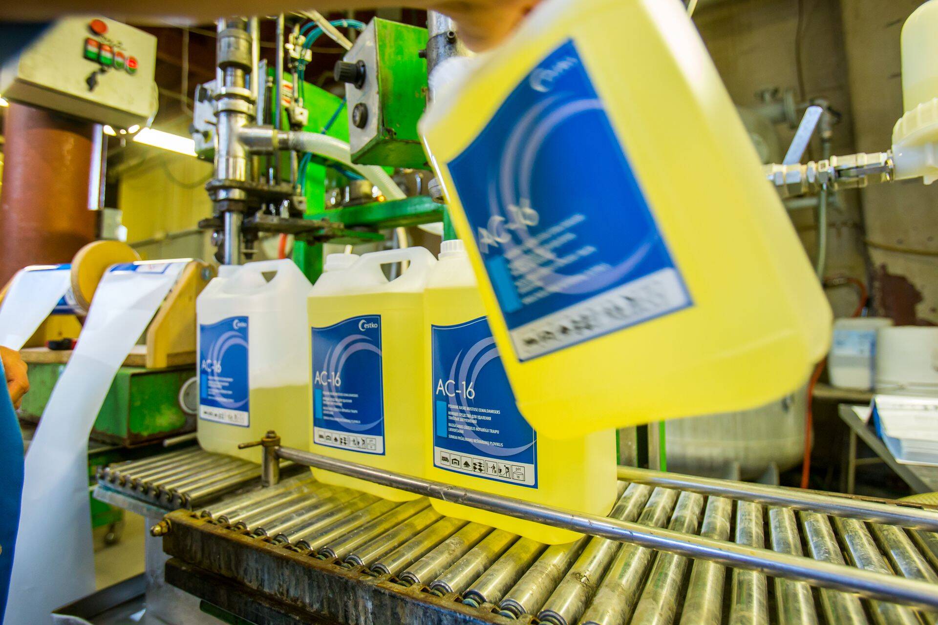 Pesuaine AC-16 tootmine.