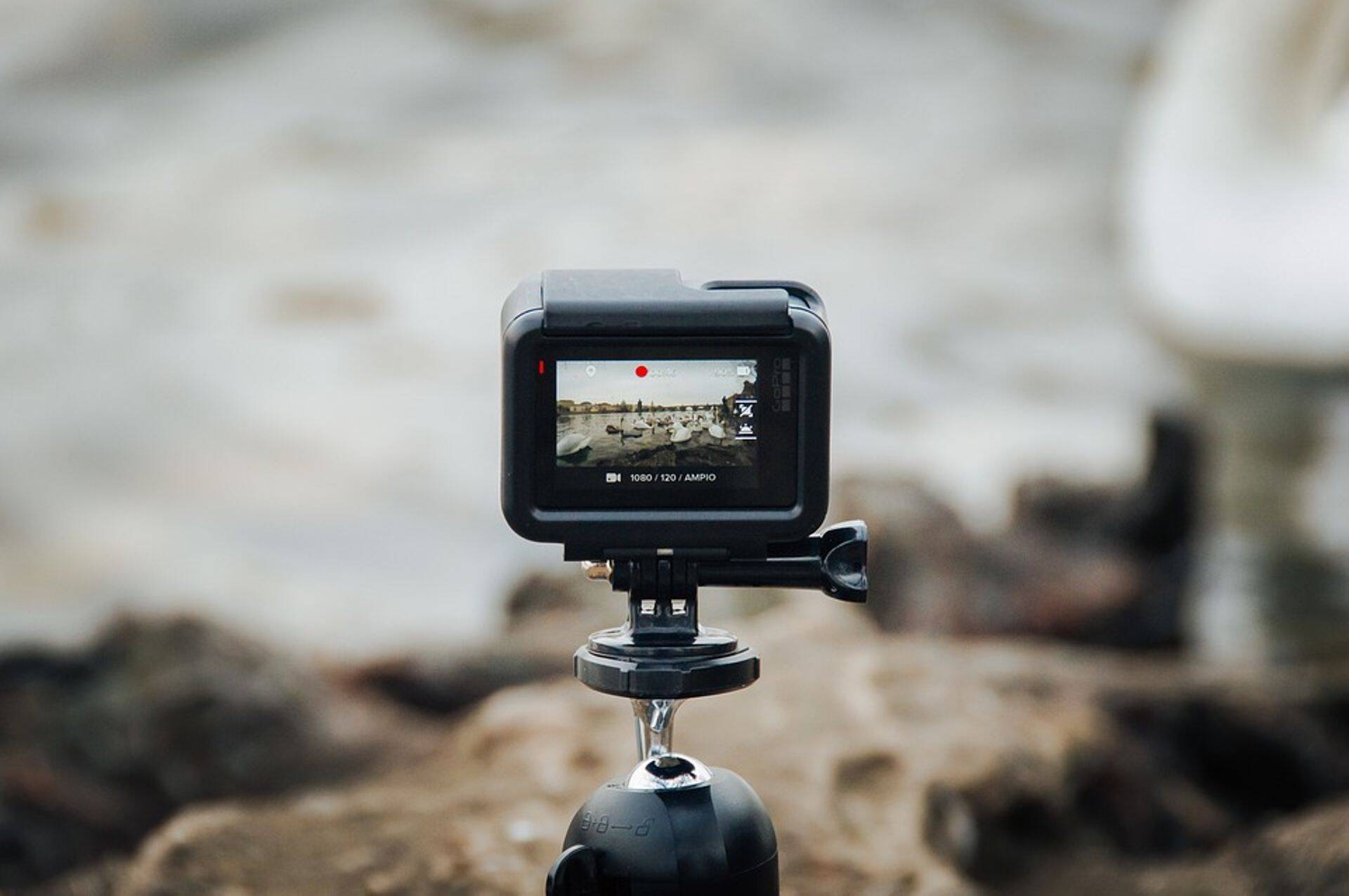 GoPro свалил акции партнера