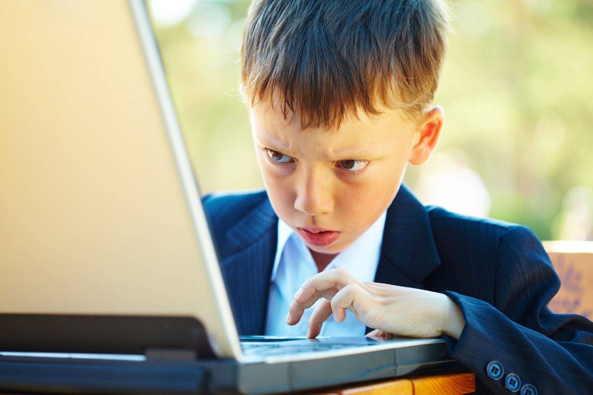 2003. aastal panid mõned neljanda klassi õpilased Äripäeva palvel kirja oma "äriidee". Täna, 12 aastat hiljem uurisime, mis toonastest ideedest saanud on.