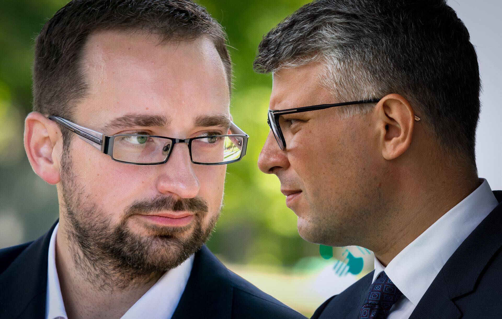 Март Вийзитамм и Михаил Корб работают в компании, занимающейся продажей и установкой накопителей энергии.