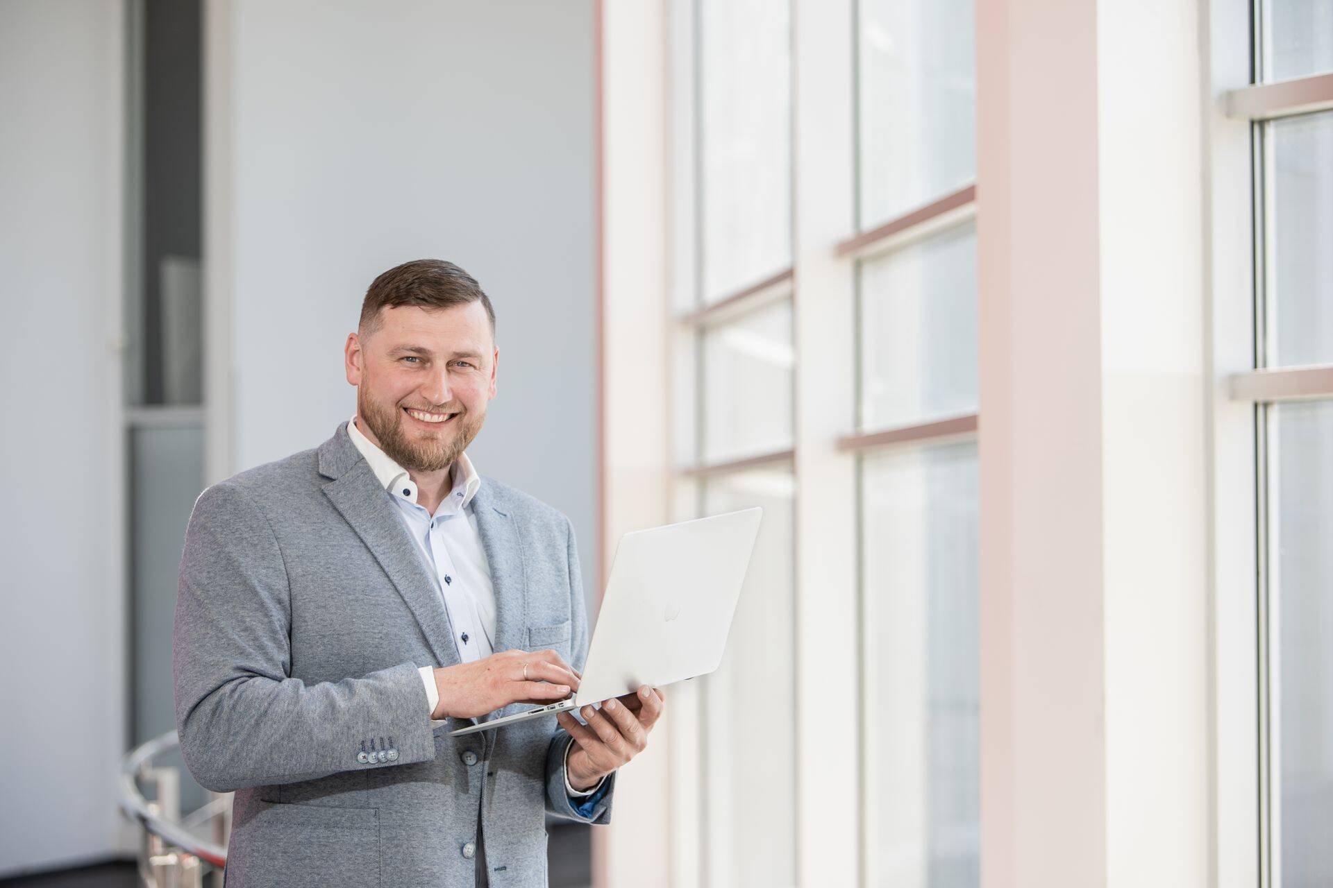 Priit Värv. Ettevõtluse ja projektijuhtimise 2. kursuse sessioonõppe üliõpilane, ettevõtja C.T. Grupp OÜs