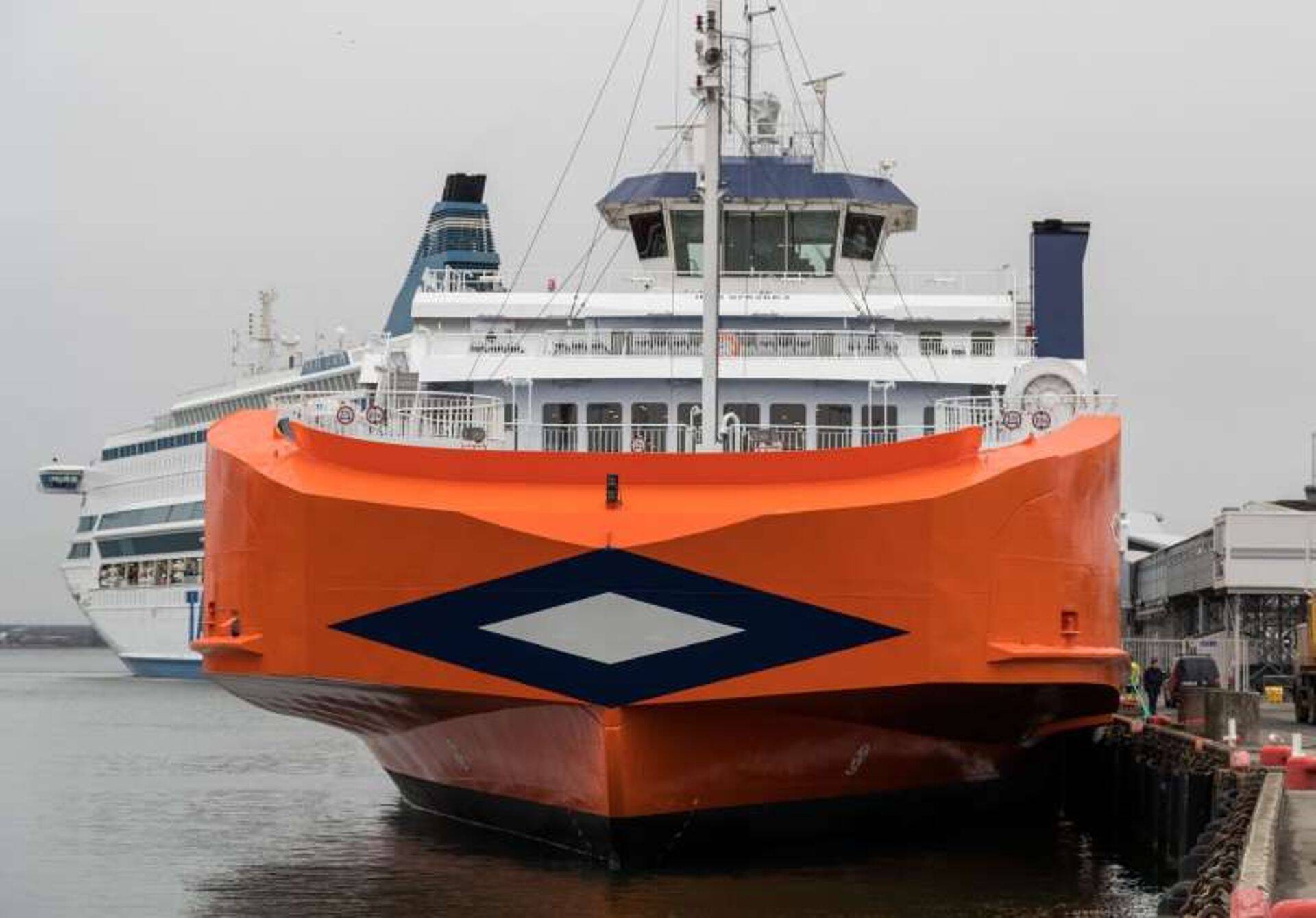 TS Laevade parvlaevad Tiiu ja Piret Tallinna vanasadamas.