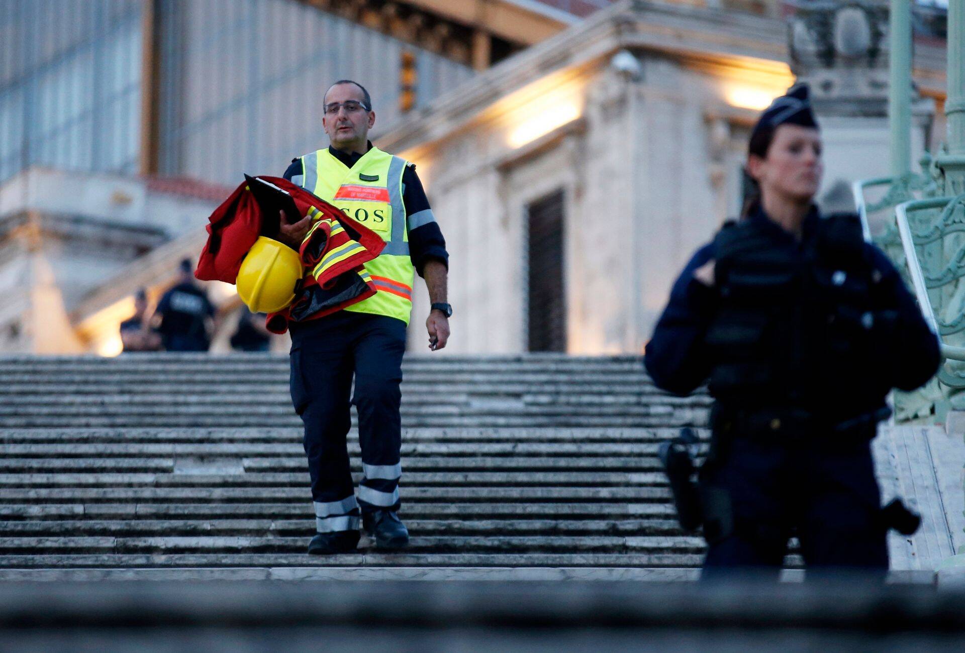 Rünnak Marseille rongijaamas
