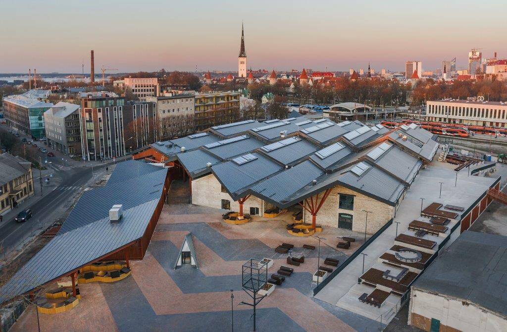 Eesti üks suurimaid valtskatuseid – Balti Jaama turg ca 10 000 m².