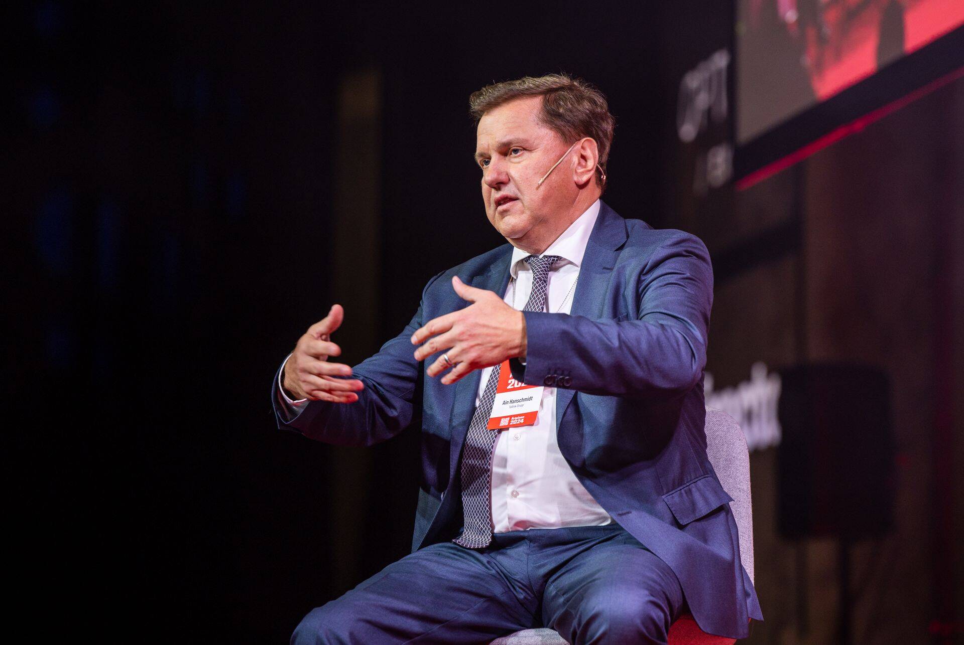 Председатель правления Infortar Айн Ханшмидт.