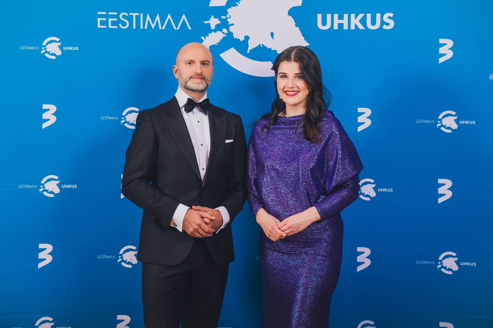 Tarmo Maiberg ja Liina Kanarbik “Eestimaa uhkuse” galat juhtimas.