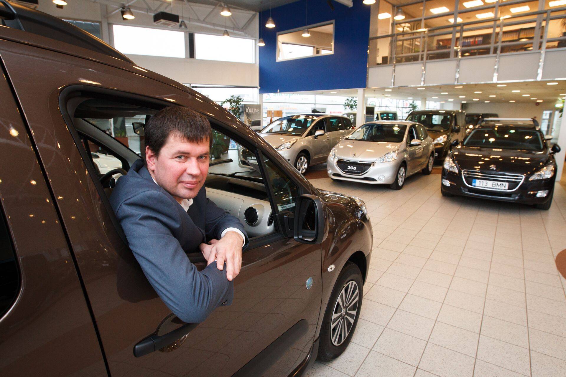 Saates "Ärikliendid roolis" on külas autoturuekspert, Forte Auto Tallinna tegevjuht Raido Toonekurg.