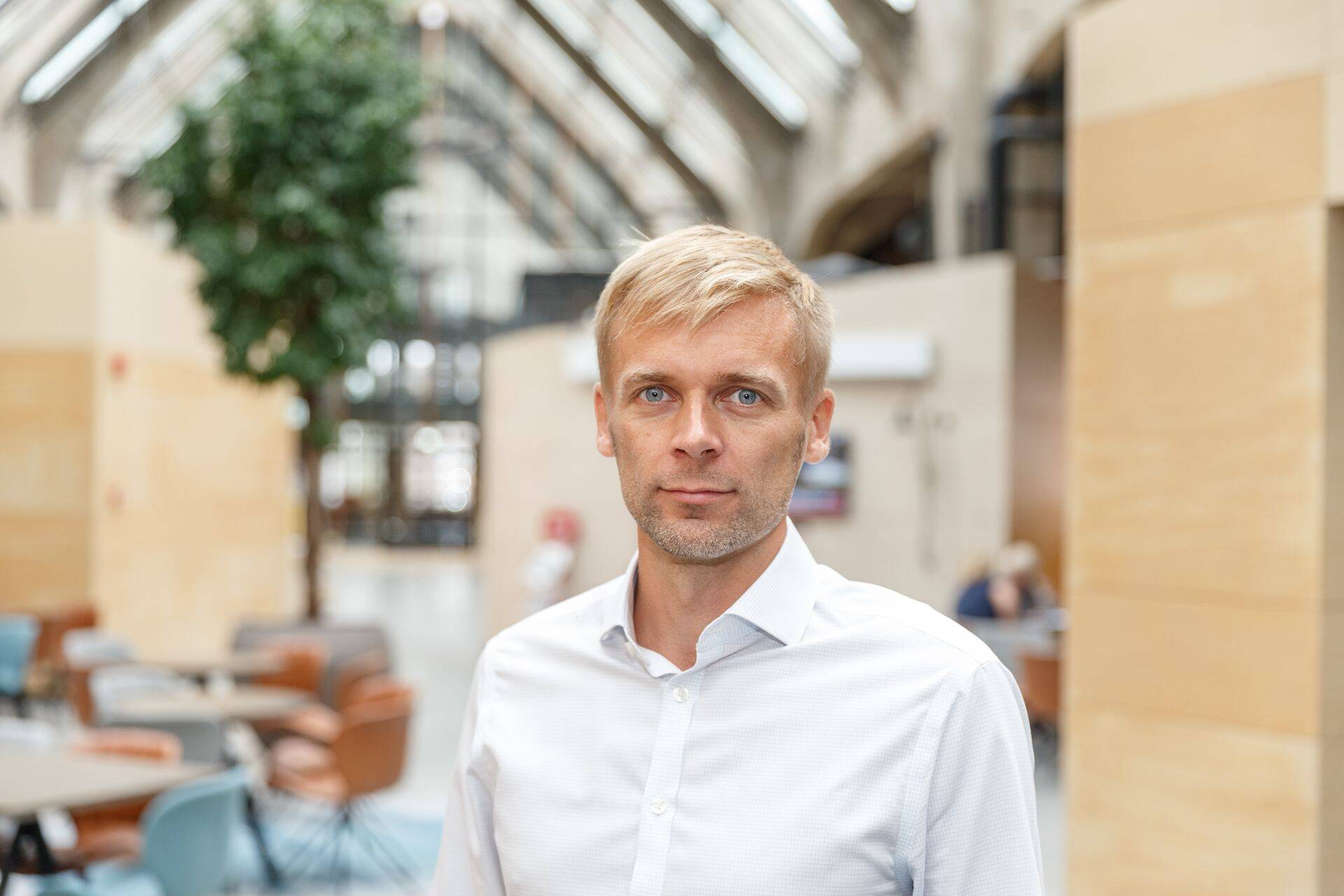 Pärast „Pimenägemise“ lugemist tasub endalt küsida, kui hästi me end tegelikult tunneme ja kui hästi mõistame tarbimisotsuseid, mida igapäevaselt teeme, ütleb Tallink Grupi digiturunduse ja analüütika juht Andrus Kiisküla.