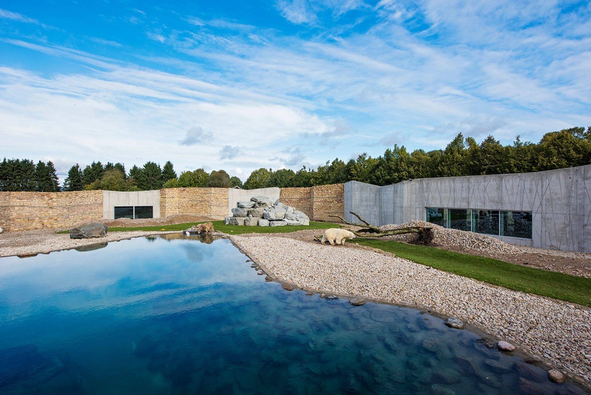 Tallinna Loomaaia Polaarium, mis kandideerib 2017. a betoonehitiseks.