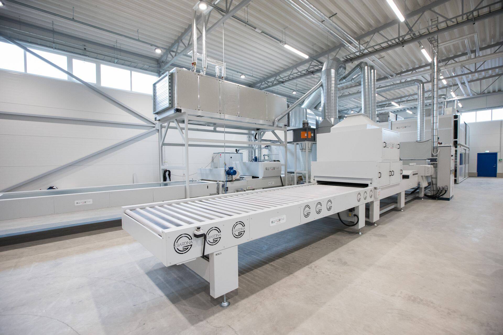 06. juuli 2018 , Rakvere, Lääne-Virumaa,  Huljatehas, tootmineFotol: Aru Grupp uus värviliinFoto: Meelis Meilbaum / Virumaa Teataja