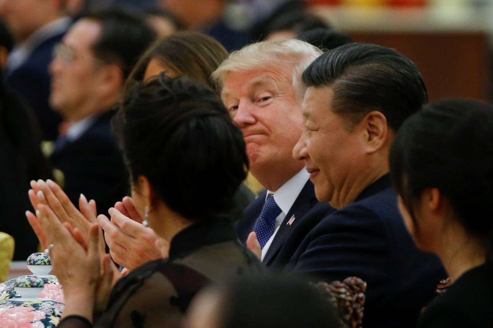 USA president Donald Trump ähvardas, et kehtestab vastuse korral Hiinale veel kõrgemad tollid. Hiina ütles, et ei anna järele.