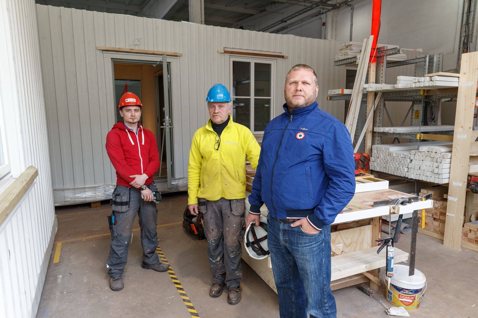 Esiplaanil Toomas Kalev.