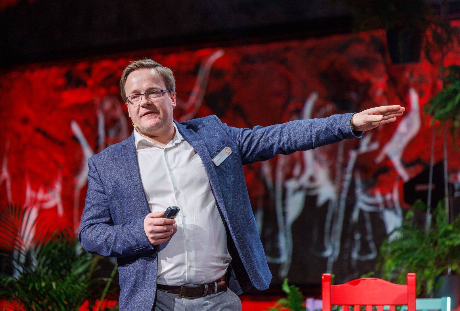 Erik Moora näeb, et kapitalism on ainus võimalus, kuidas keskkonnaprobleeme lahendada ilma katastroofi sattumata.