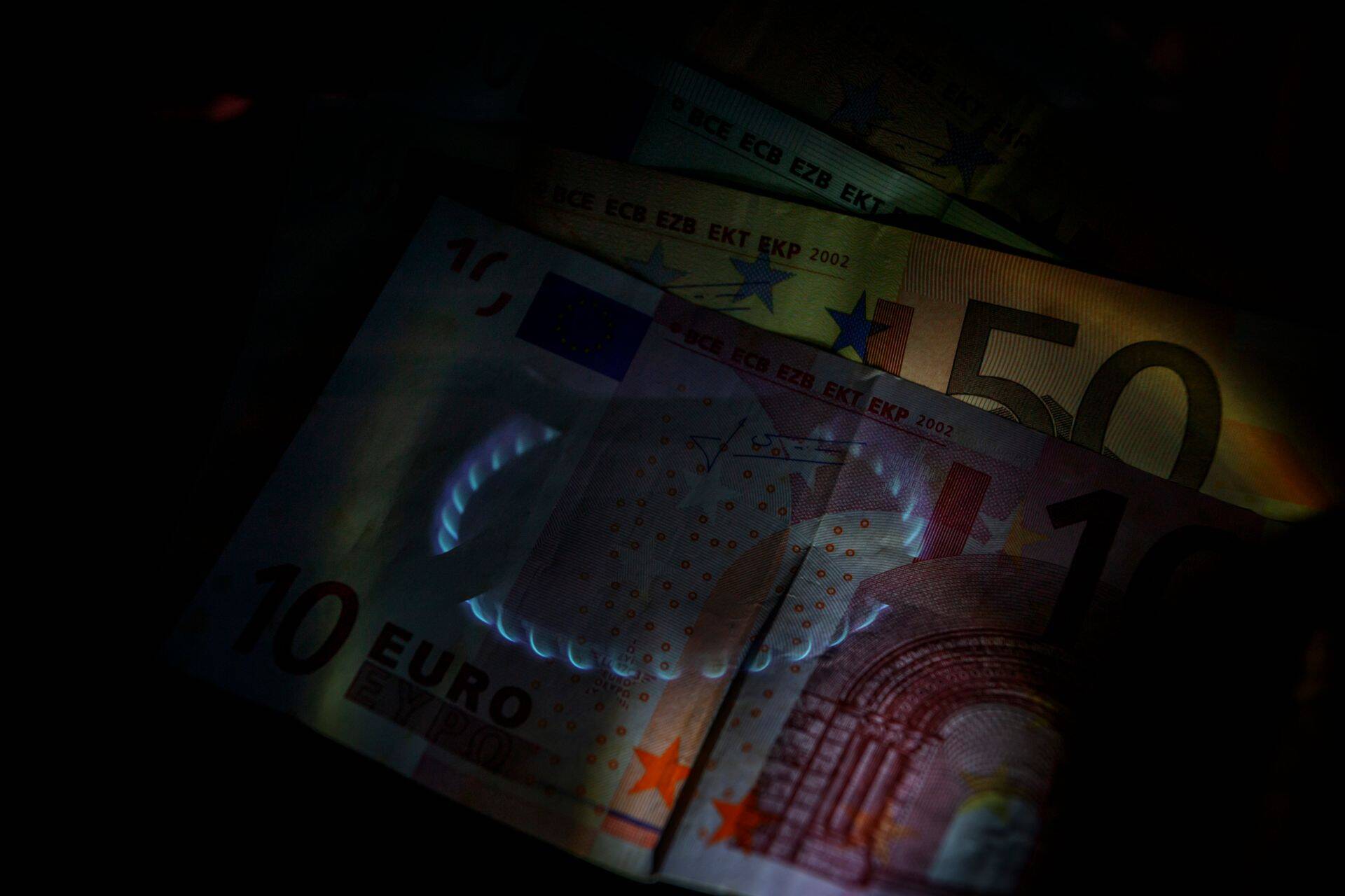 Государство потратит 82 млн евро, чтобы увеличить среднюю зарплату на 30 евро в месяц